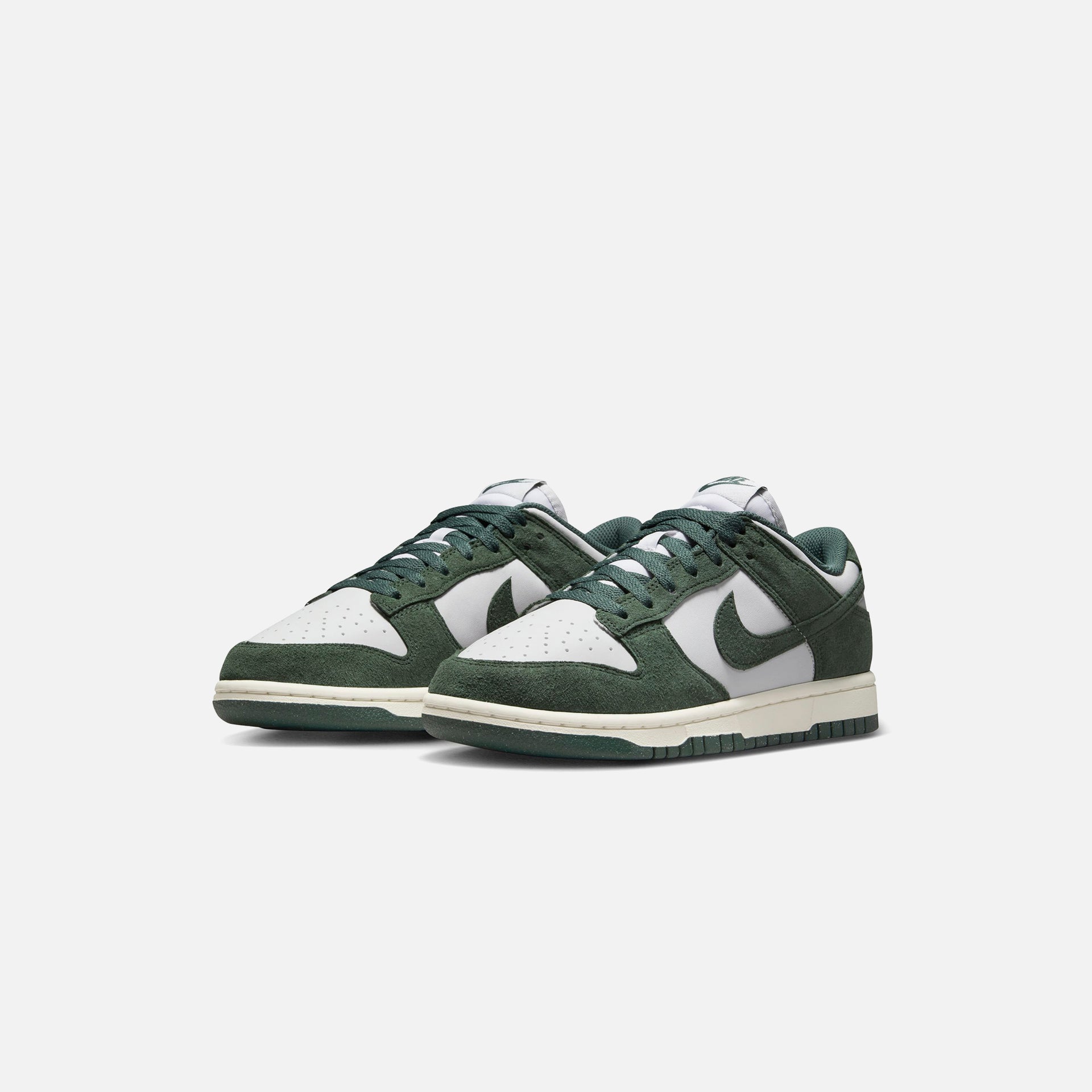 Nike Dunk Low - Photon Dust / Sail / White / Vintage Green
