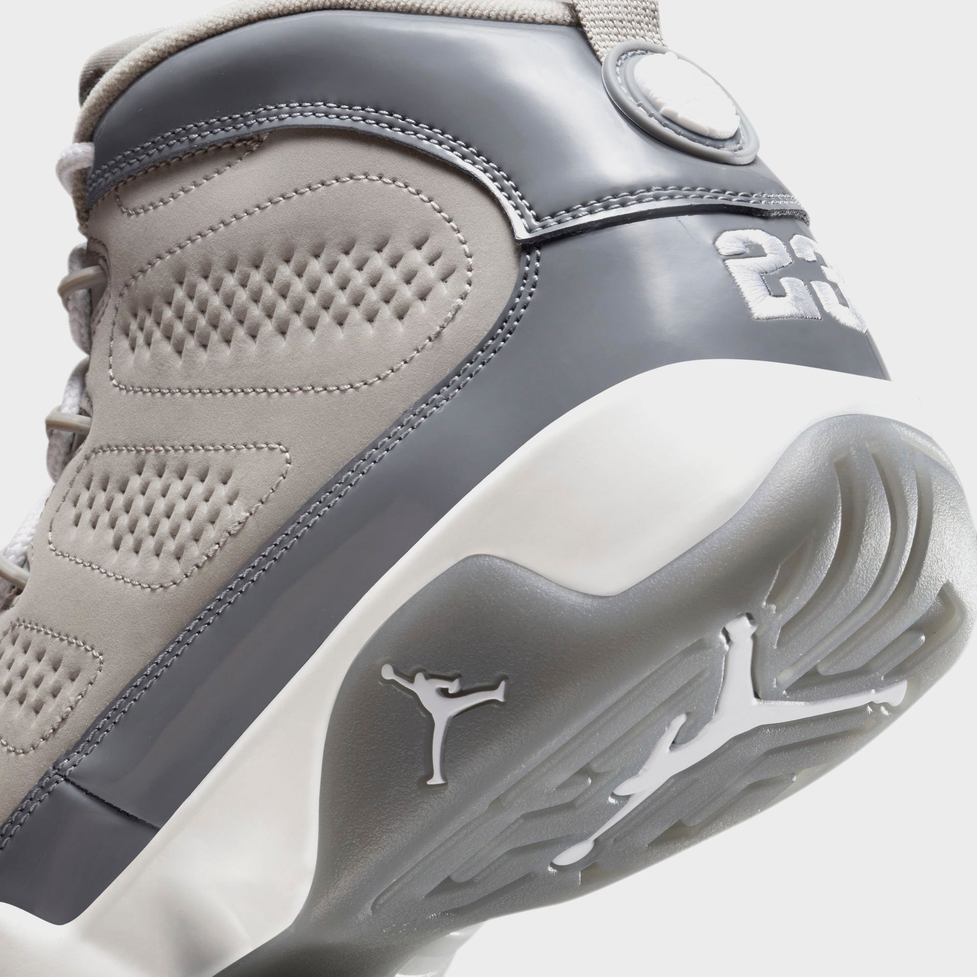 Nike Air Jordan 9 Retro - Medium Grey / Cool Grey / White