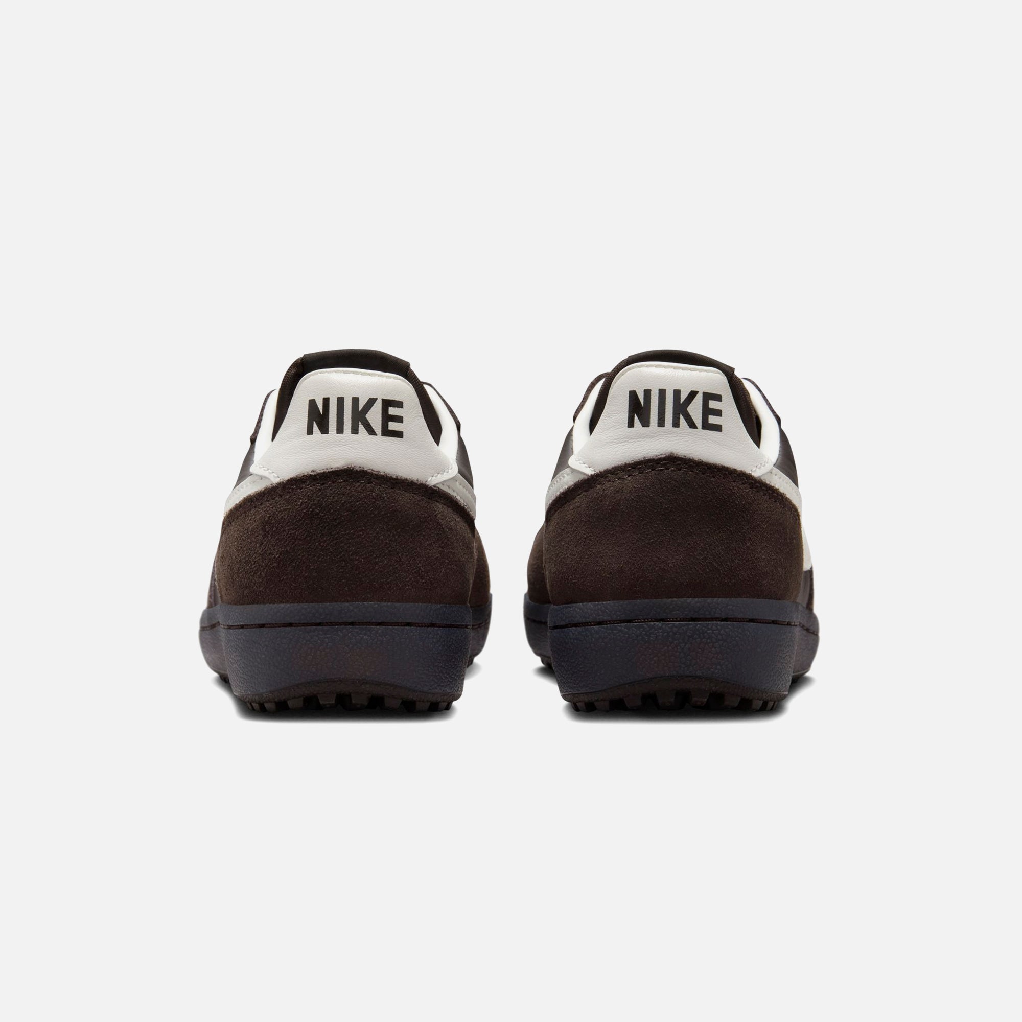 nike waffle trainer velvet brown