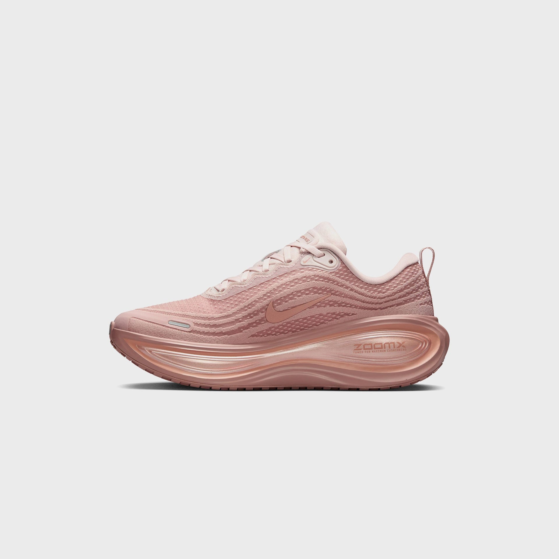 Nike WMNS Vomero Plus - Particle Pink / Metallic Rose Gold / Silt Red