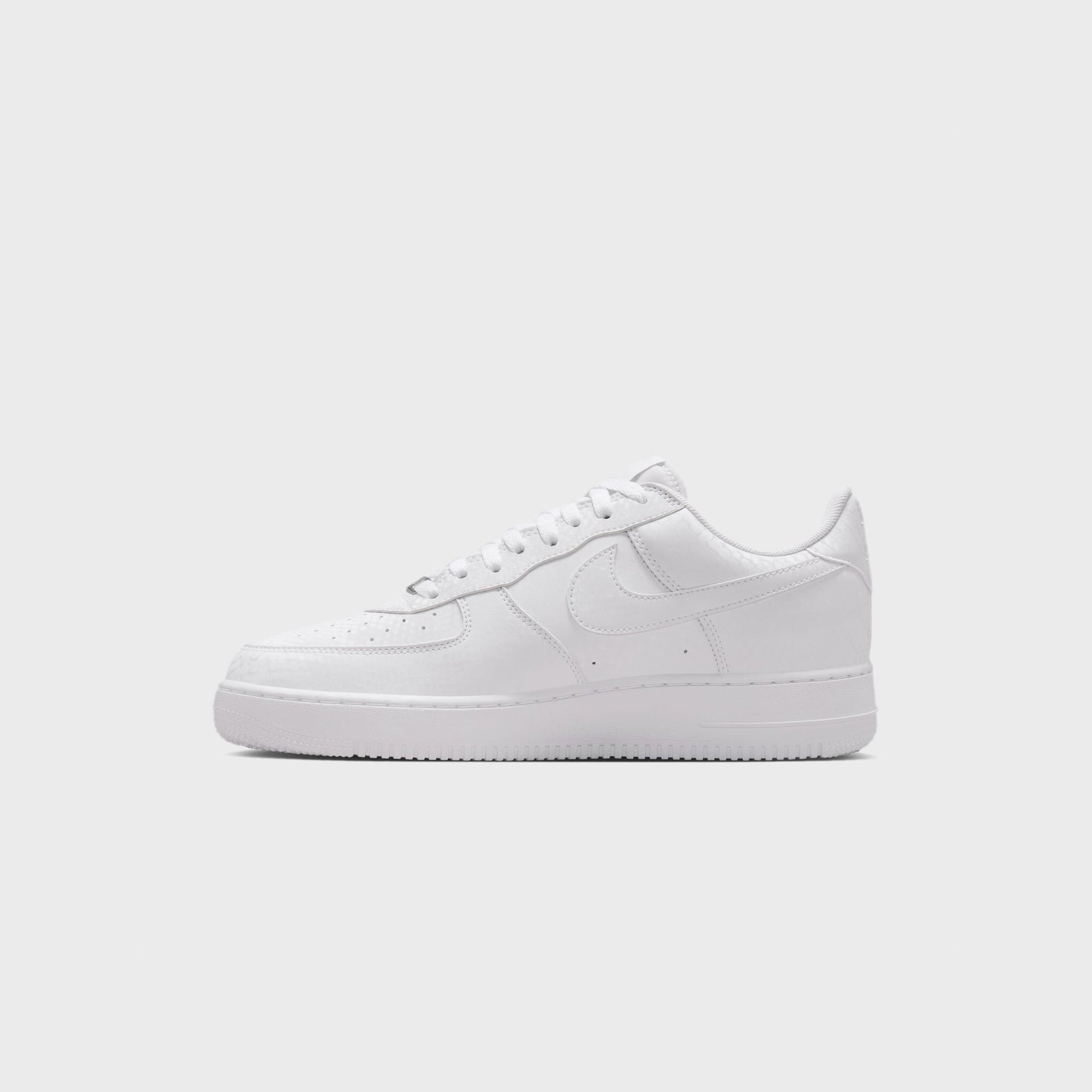 Nike x Kobe Bryant Air Force 1 Low - White / White