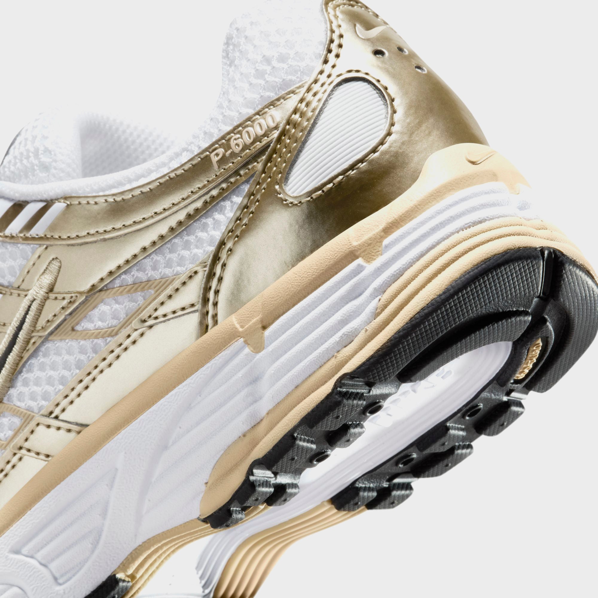 Nike WMNS P-6000 - White / Grain / Metallic Gold Grain / Black