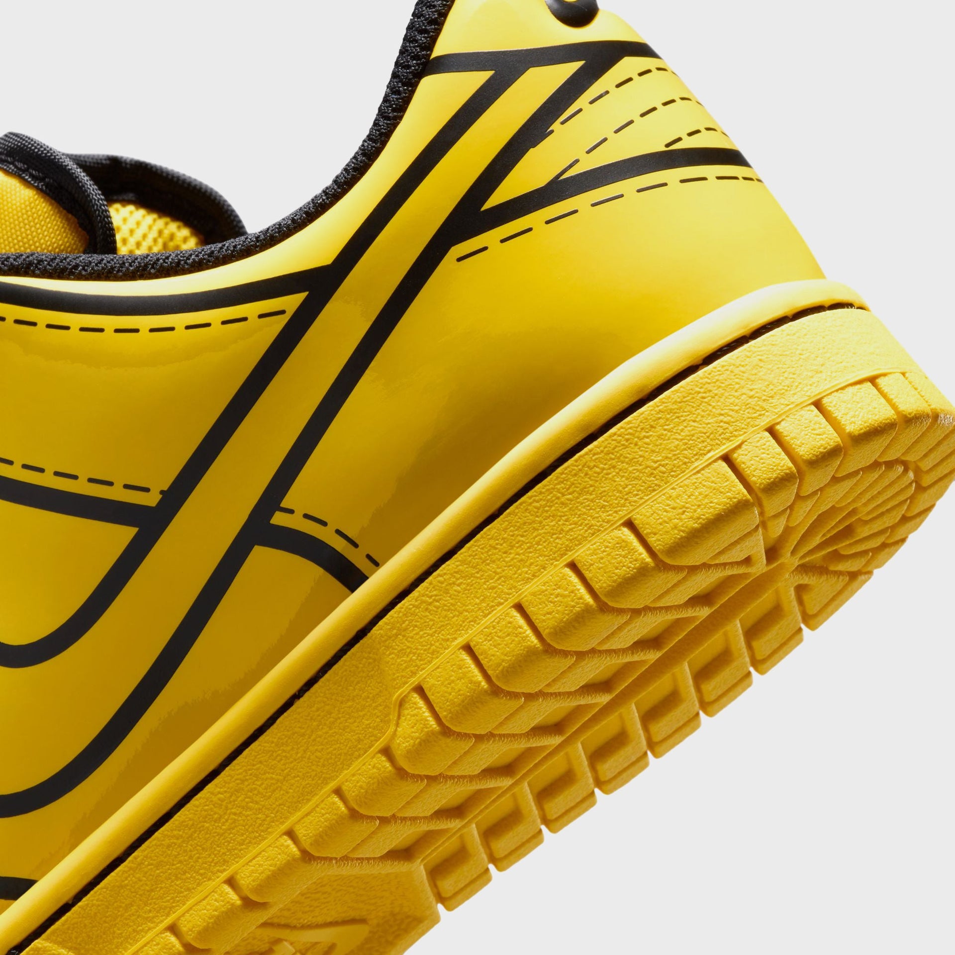 Nike x LEGO Collection GS Dunk Low - Tour Yellow / Black / Rush Red / Tour Yellow