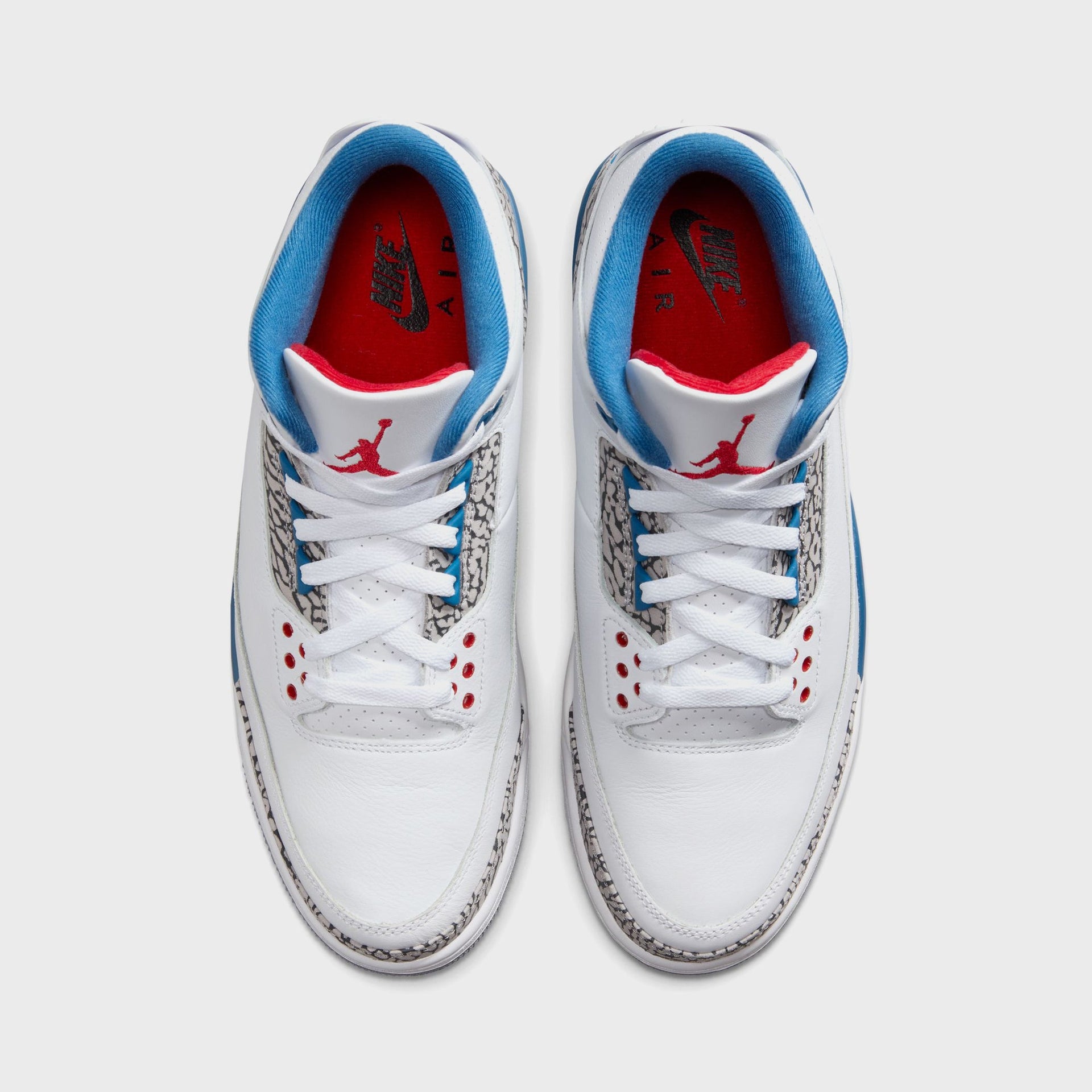 Jordan Air Jordan 3 Retro - White / True Blue / Cement Grey / Fire Red