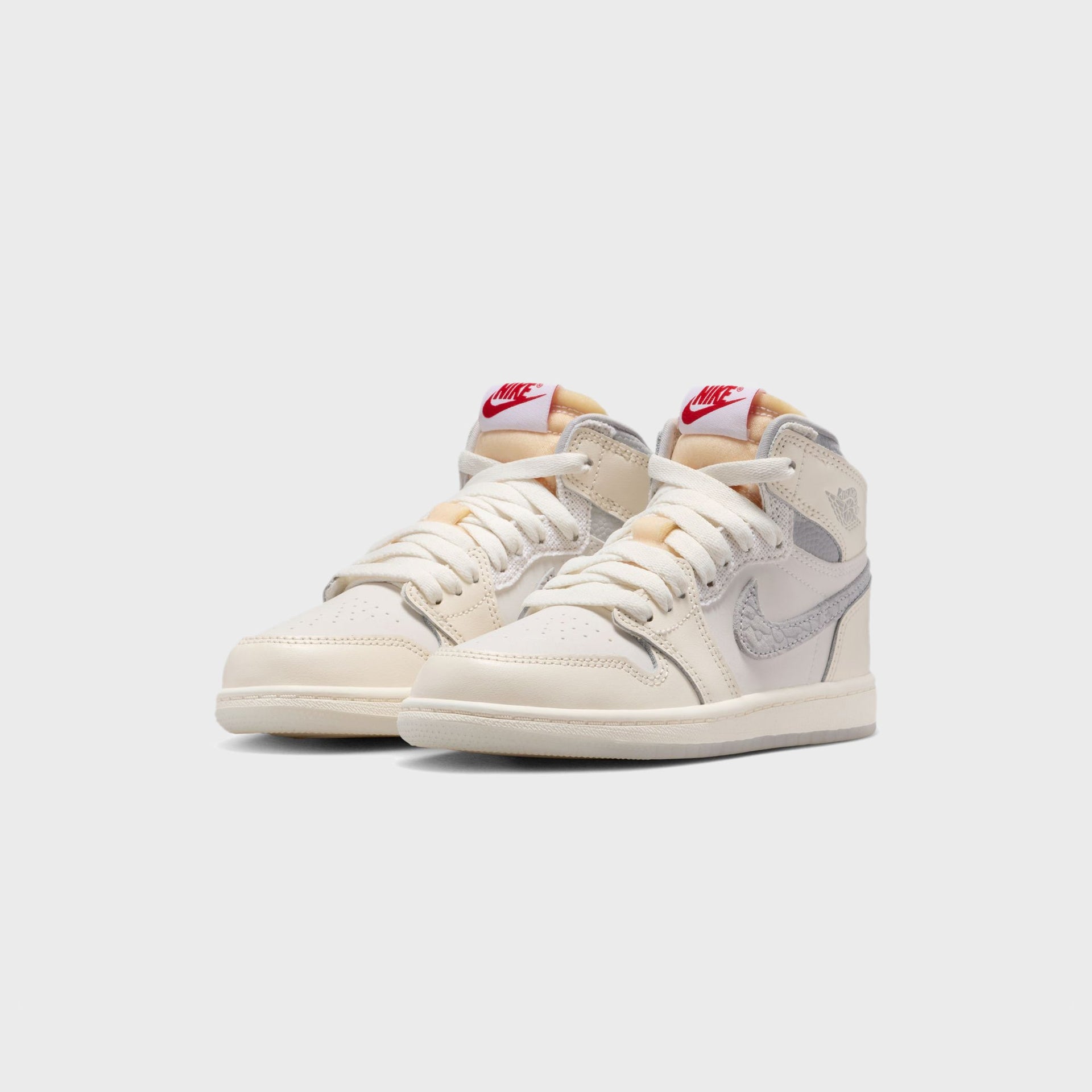 Jordan PS Air Jordan 1 Retro High OG - Sail / University Red / Pale Ivory / Coconut Milk / Phantom