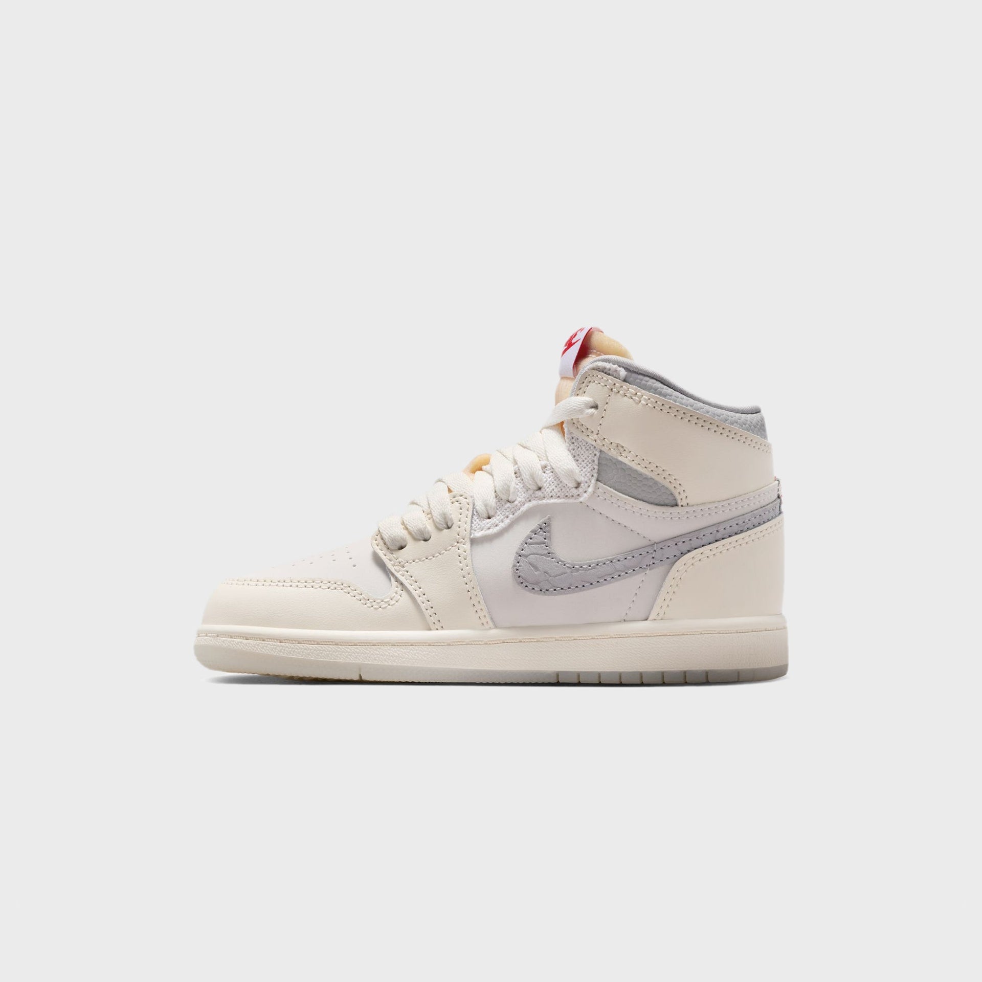 Jordan PS Air Jordan 1 Retro High OG - Sail / University Red / Pale Ivory / Coconut Milk / Phantom