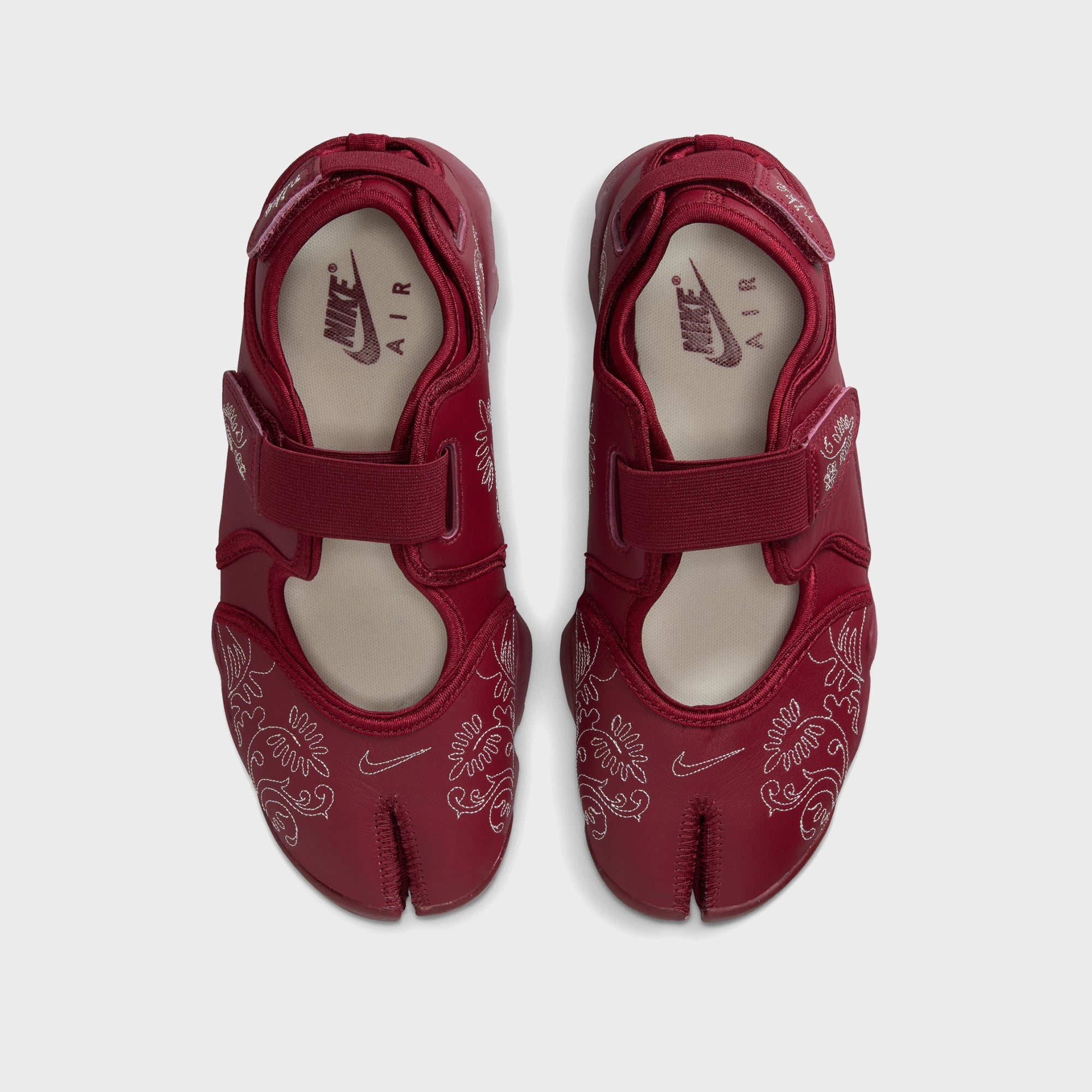 Nike WMNS Nike Air Rift - Team Red / Pale Ivory – Kith Europe