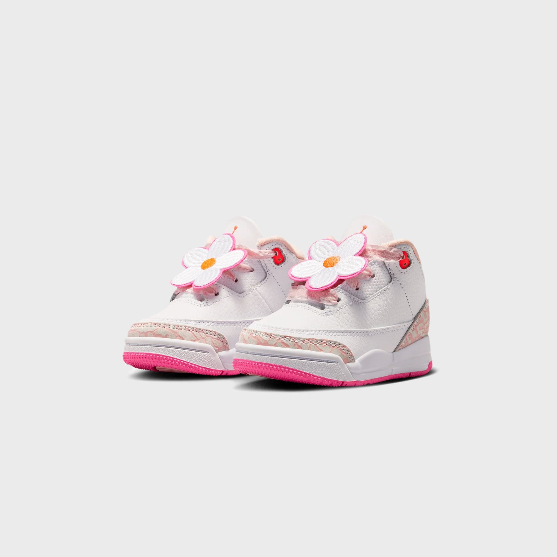 Jordan TD Air Jordan 3 Retro - Pearl Pink / Hyper Orange / Pink Bloom / Pink Glow