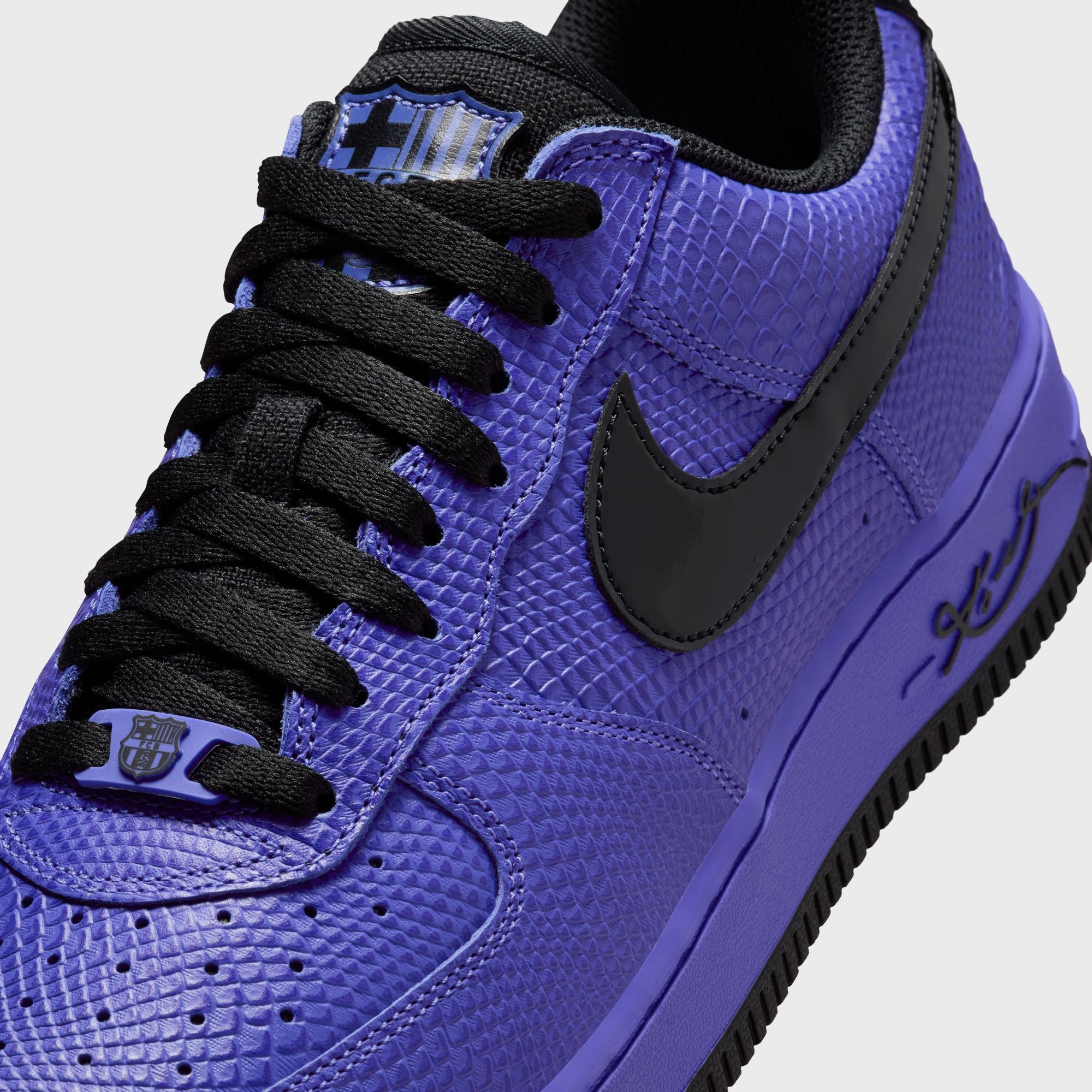 Nike x Kobe Bryant Air Force 1 Low Protro - Persian Violet / Black