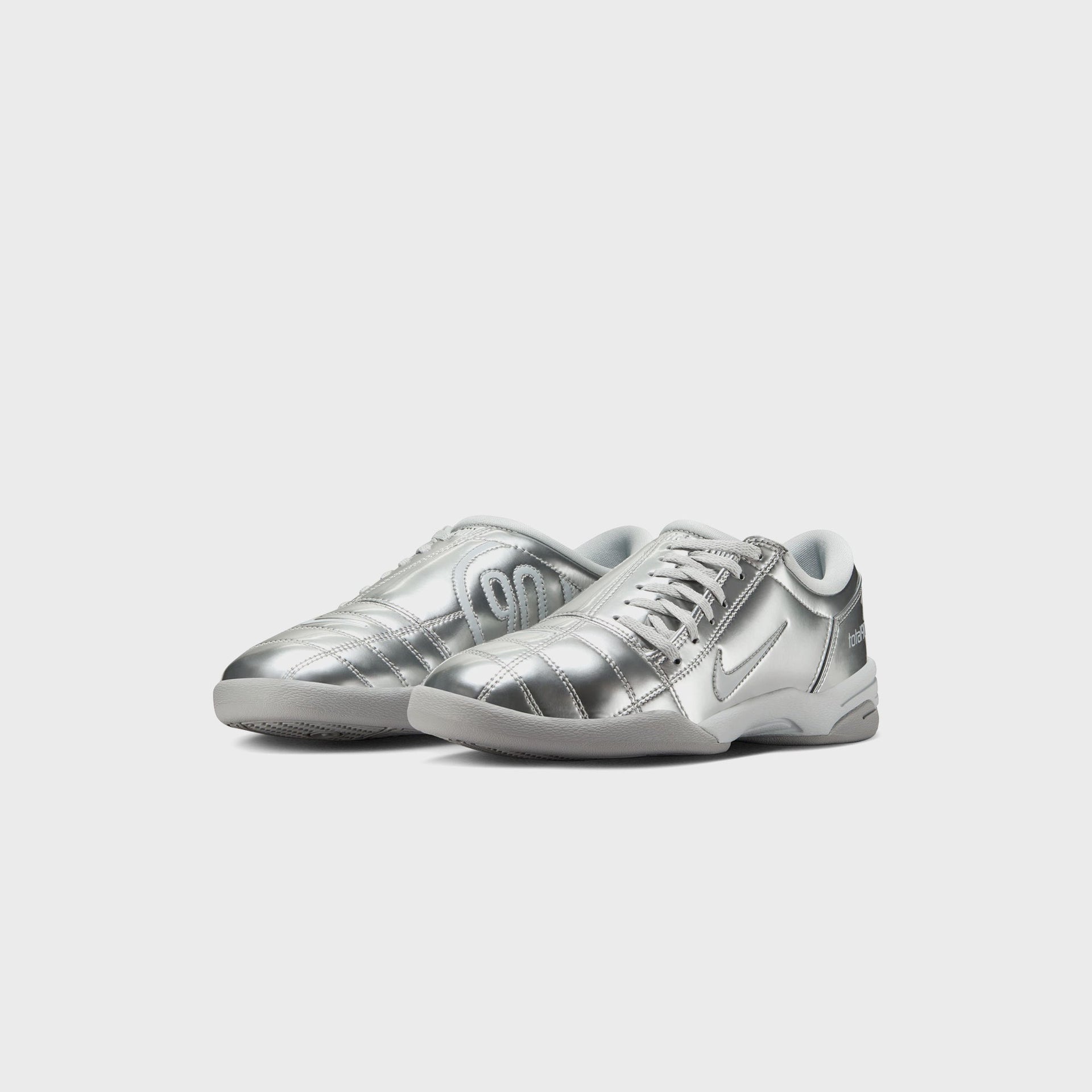 Nike WMNS Total 90 III - Metallic Platinum / Photon Dust