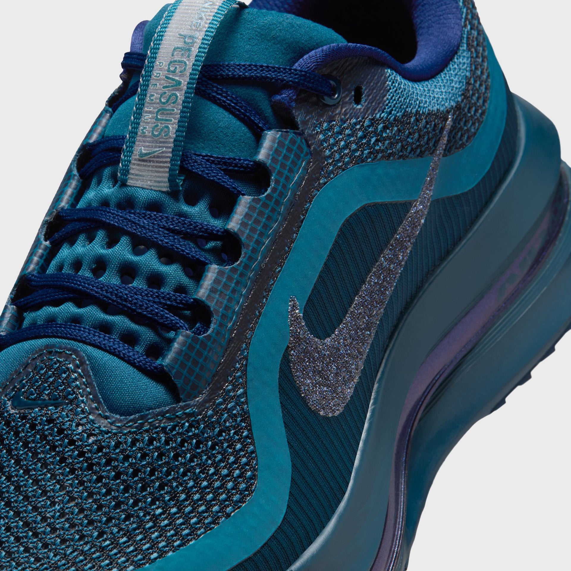 Nike WMNS Pegasus PRM with Swarovski Crystals - Blue Force / Blue Void / Metallic Silver