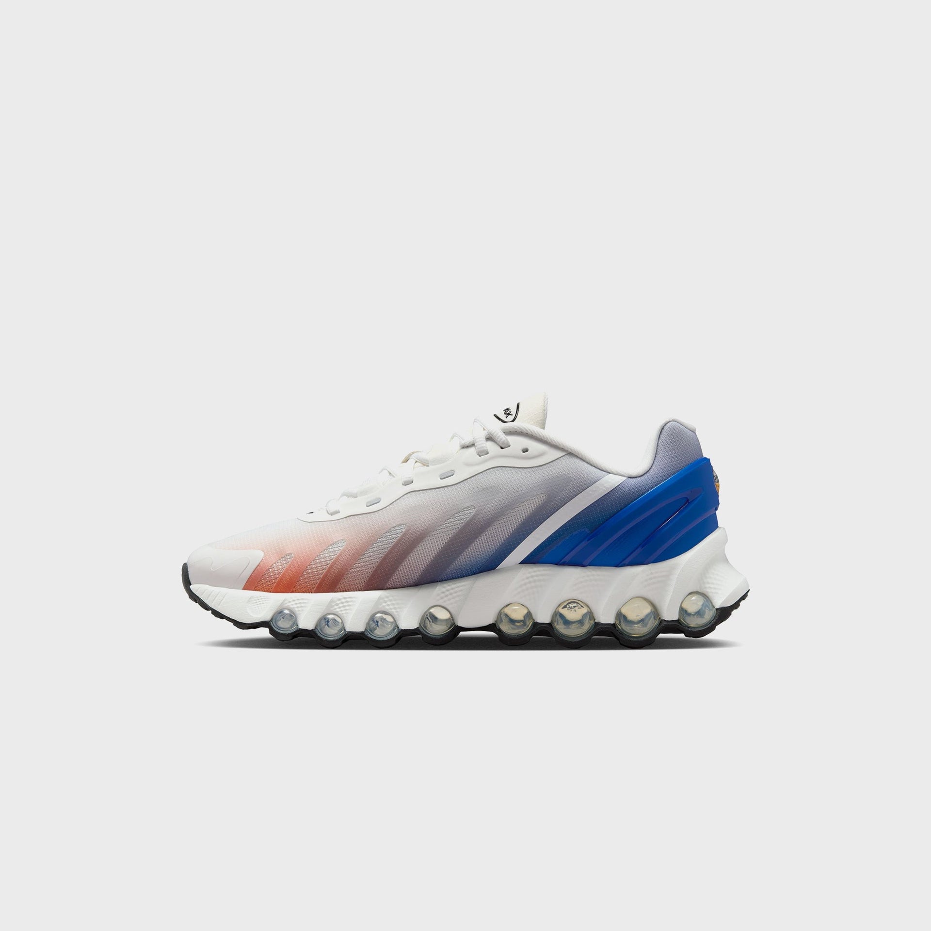 Nike Air Max Dn8 - Summit White / Black / Safety Orange