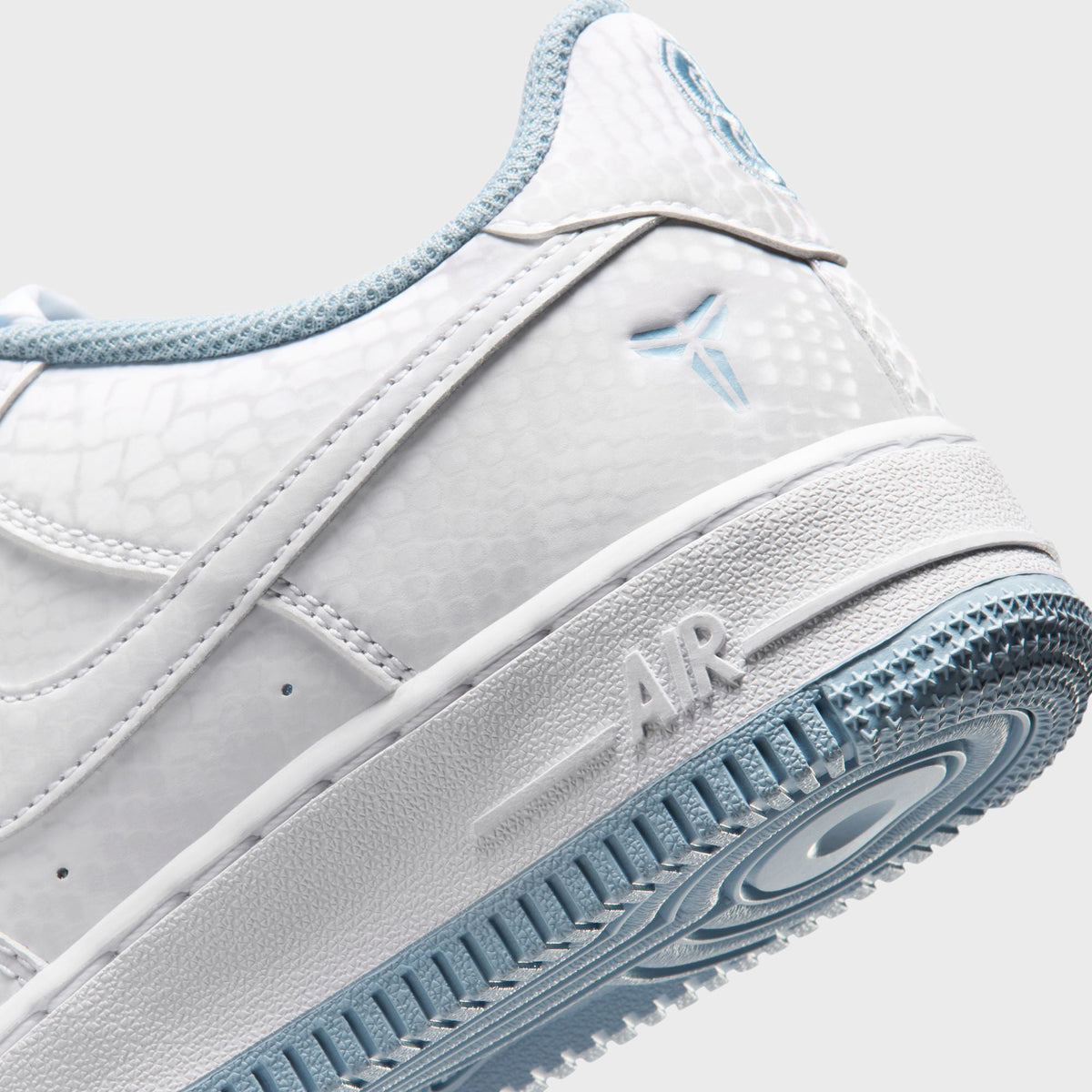Nike GS Air Force 1 Low - White / Armoury Blue