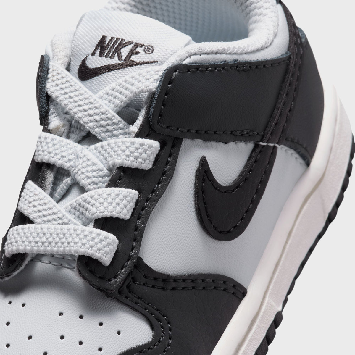 Nike TD Dunk Low - Off Noir / Phantom / Sail / Black