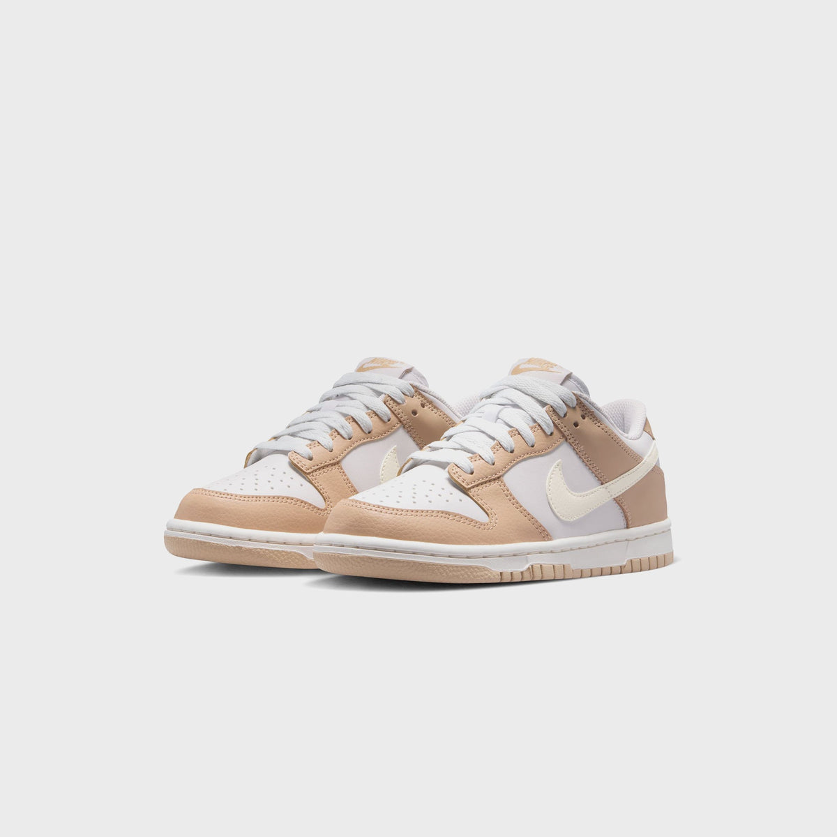 Nike GS Dunk Low - Off-White / Malachite / Black