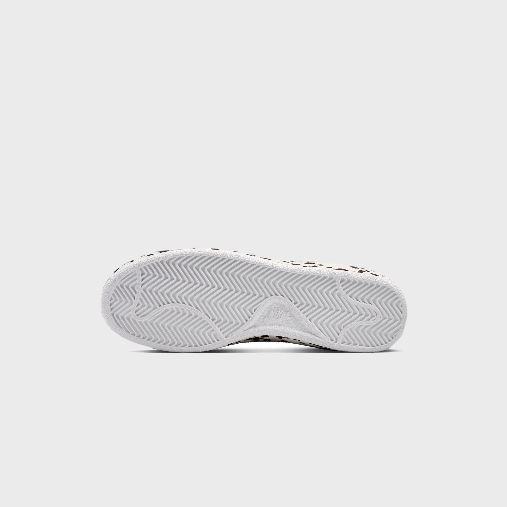 Nike Tennis Classic CS PRM - White / Black