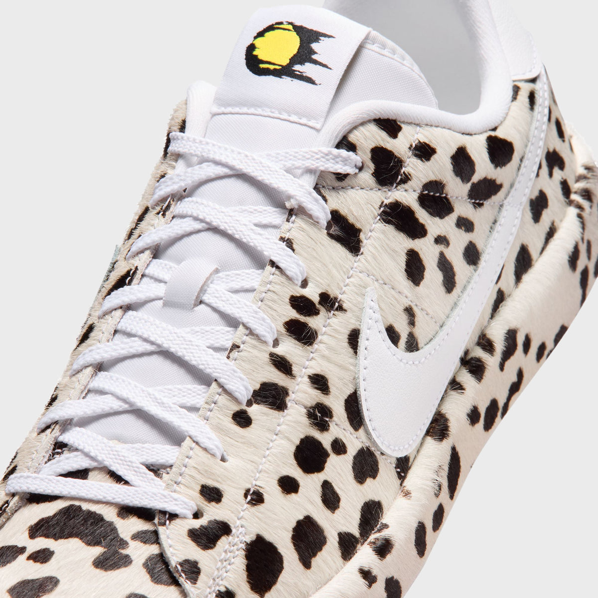 Nike Tennis Classic CS PRM - White / Black