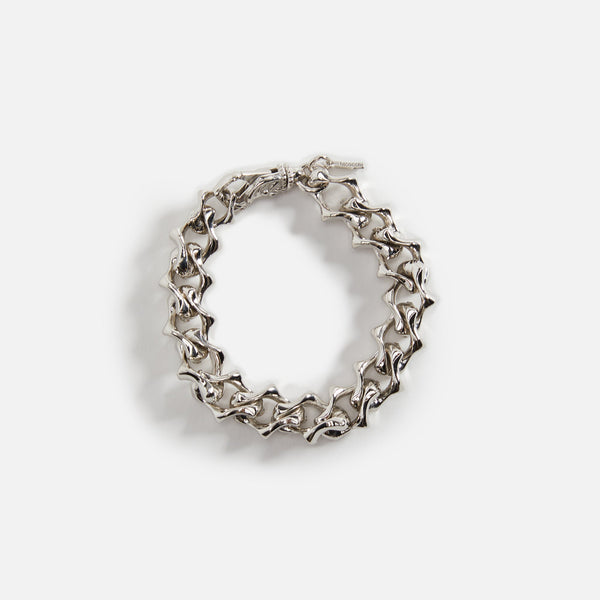 anuke Motif Chain Bracelet