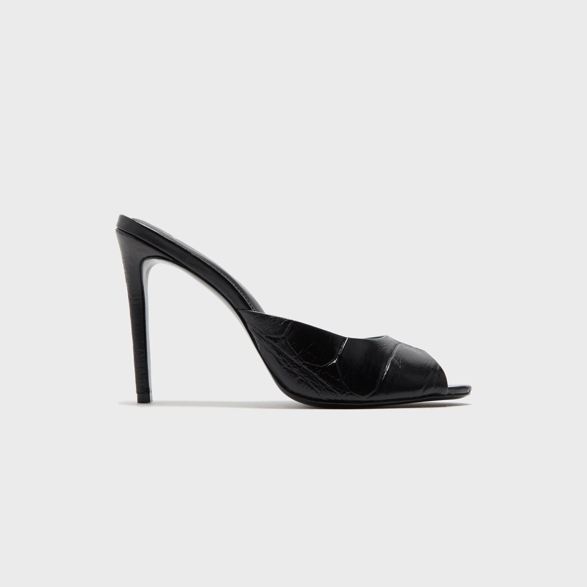 Black Suede Studio Alessia - Black Croc Leather