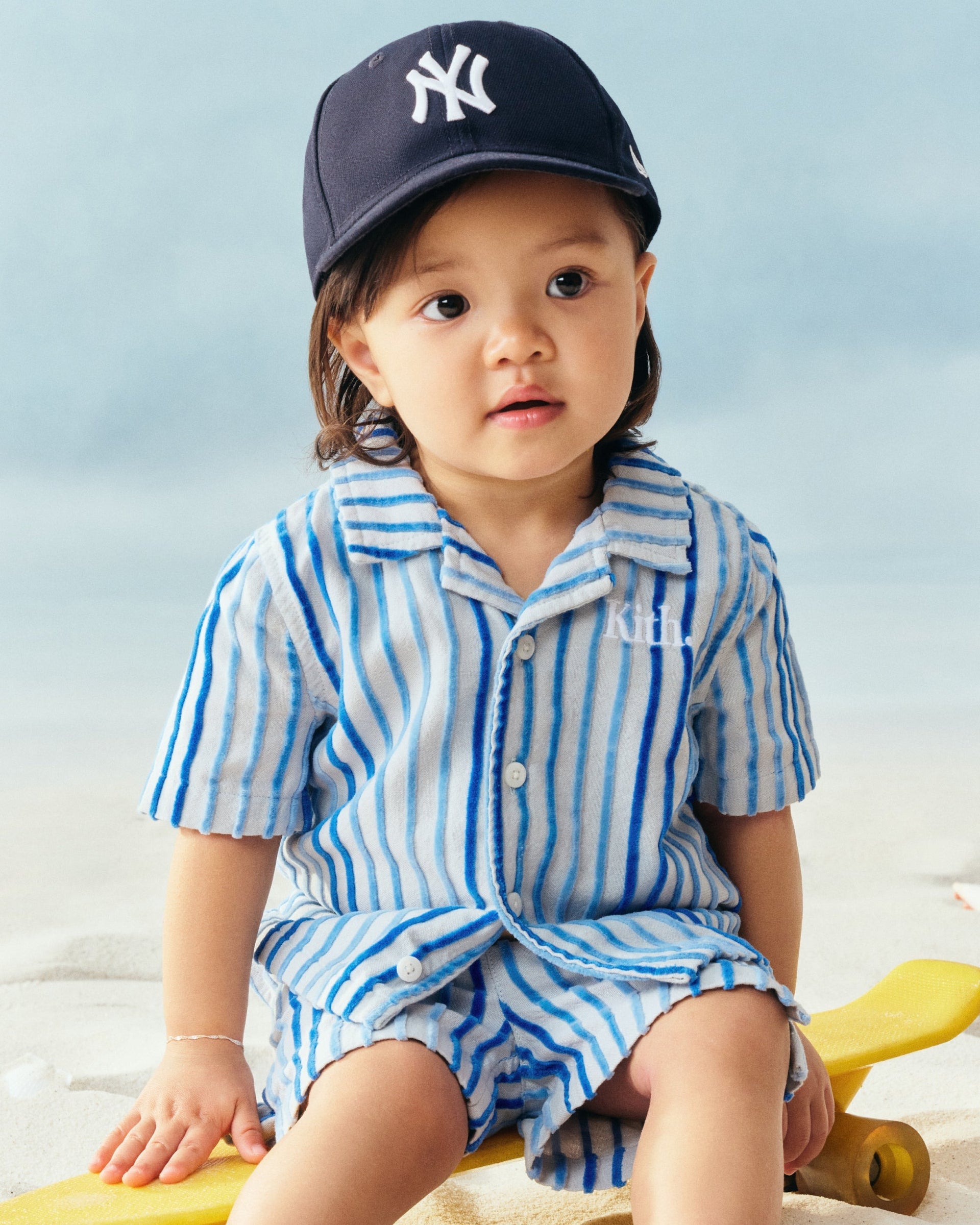 gid://shopify/MediaImage/45650399887636