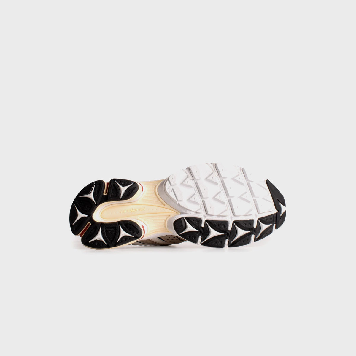 Saucony x Highsnobiety ProGrid Paramount - Oatmeal / Black