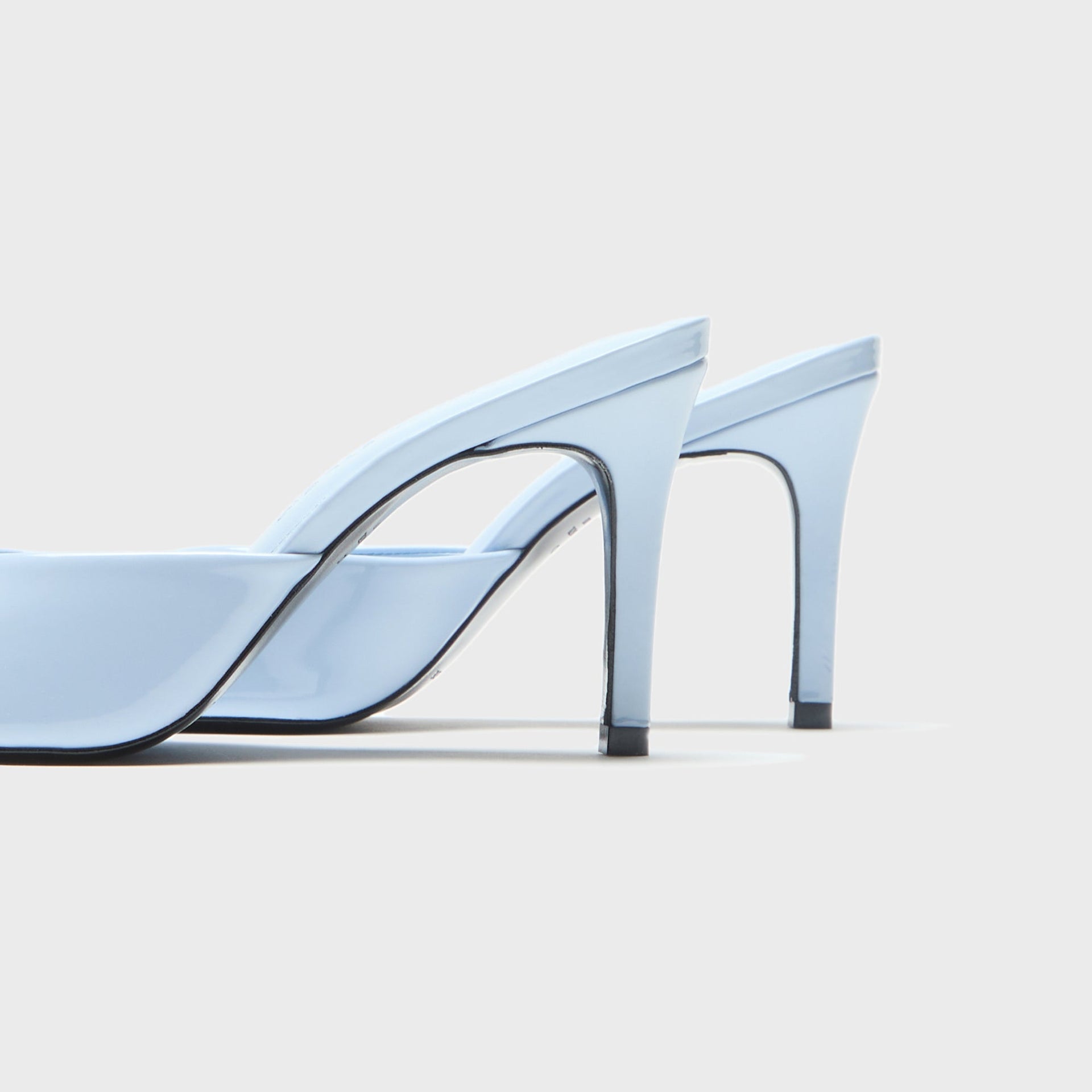 Black Suede Studio Brea 80 - Sky Blue