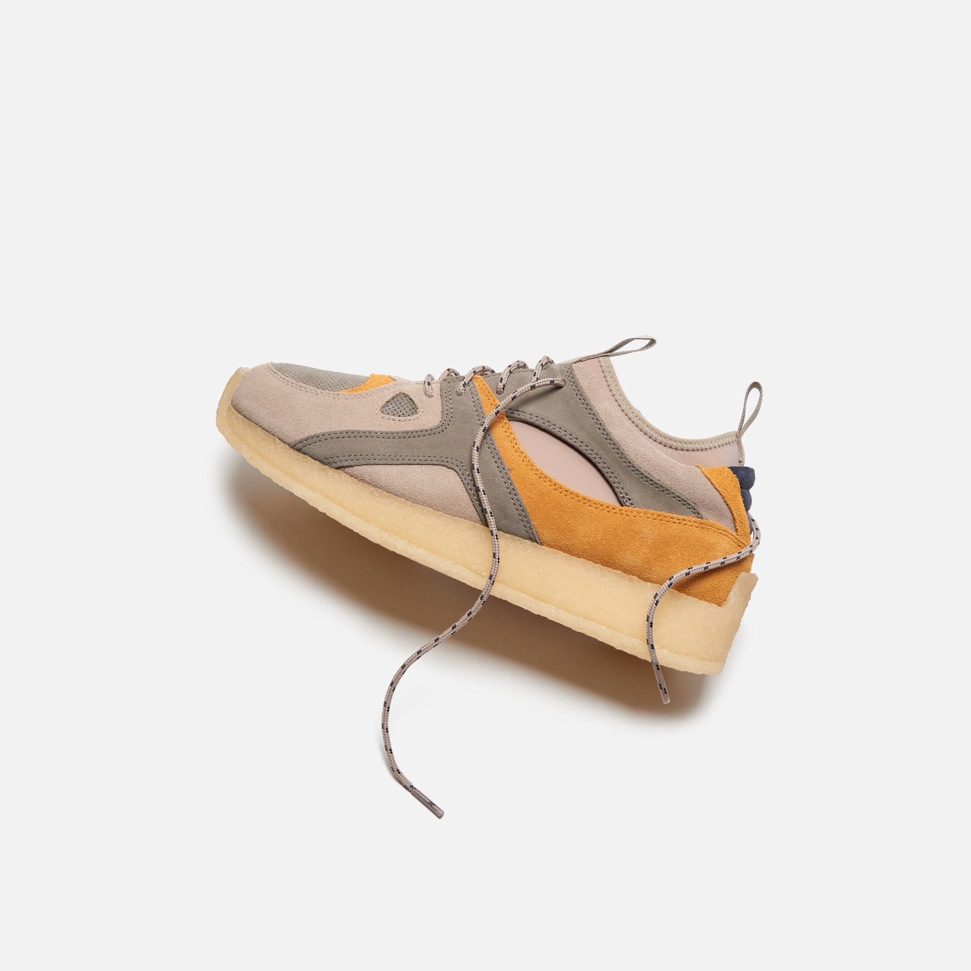 CLARKS RA#RACE430640 (013124 YS) Ronnie Fieg for Clarks 8th Street Breacon - Light Grey Combi