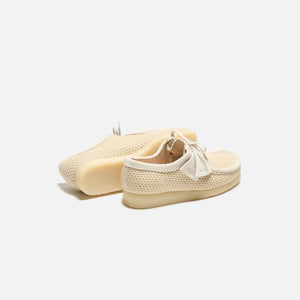 Clarks Wallabee - Off White Mesh