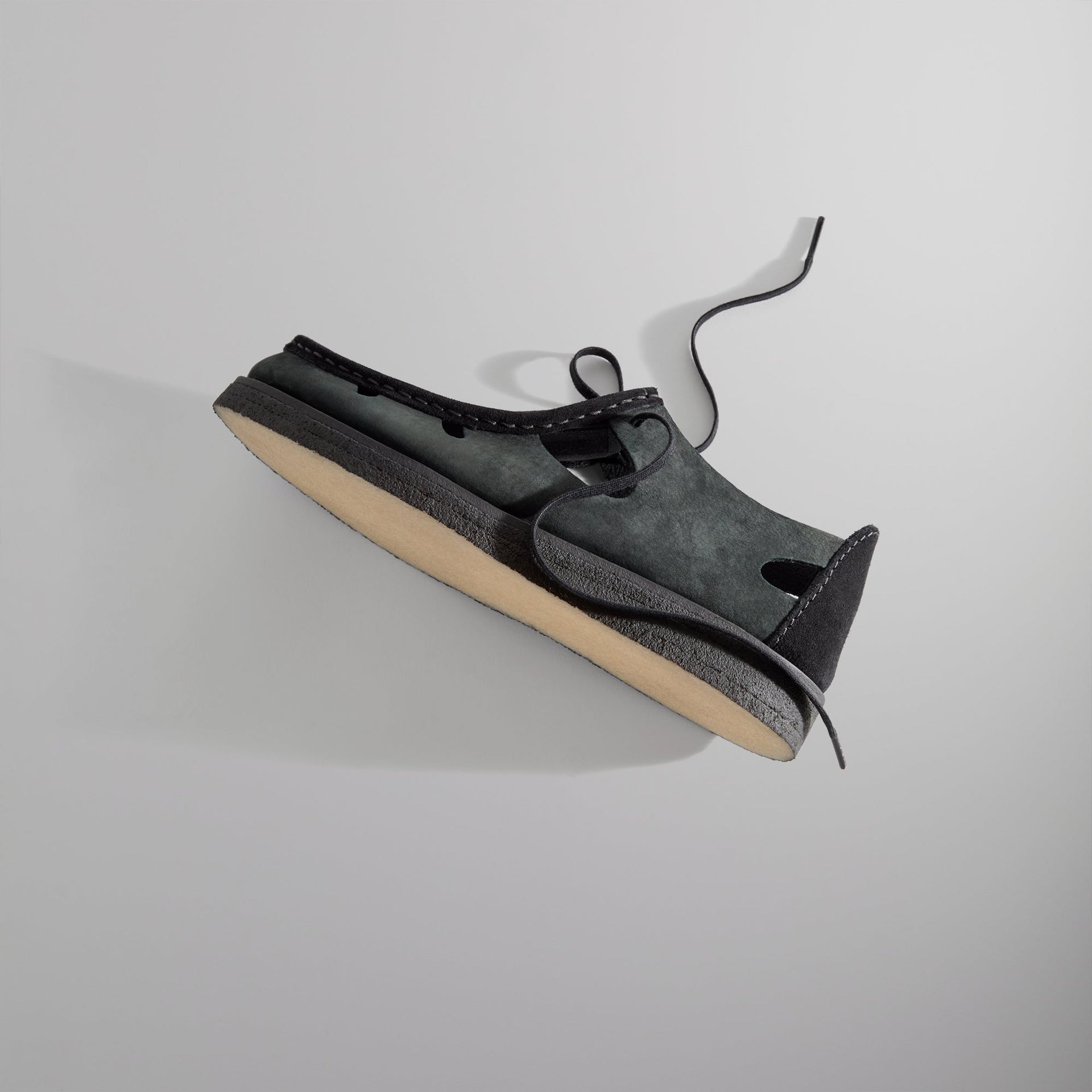 8th St by Ronnie Fieg for Clarks Originals Brixham - Black