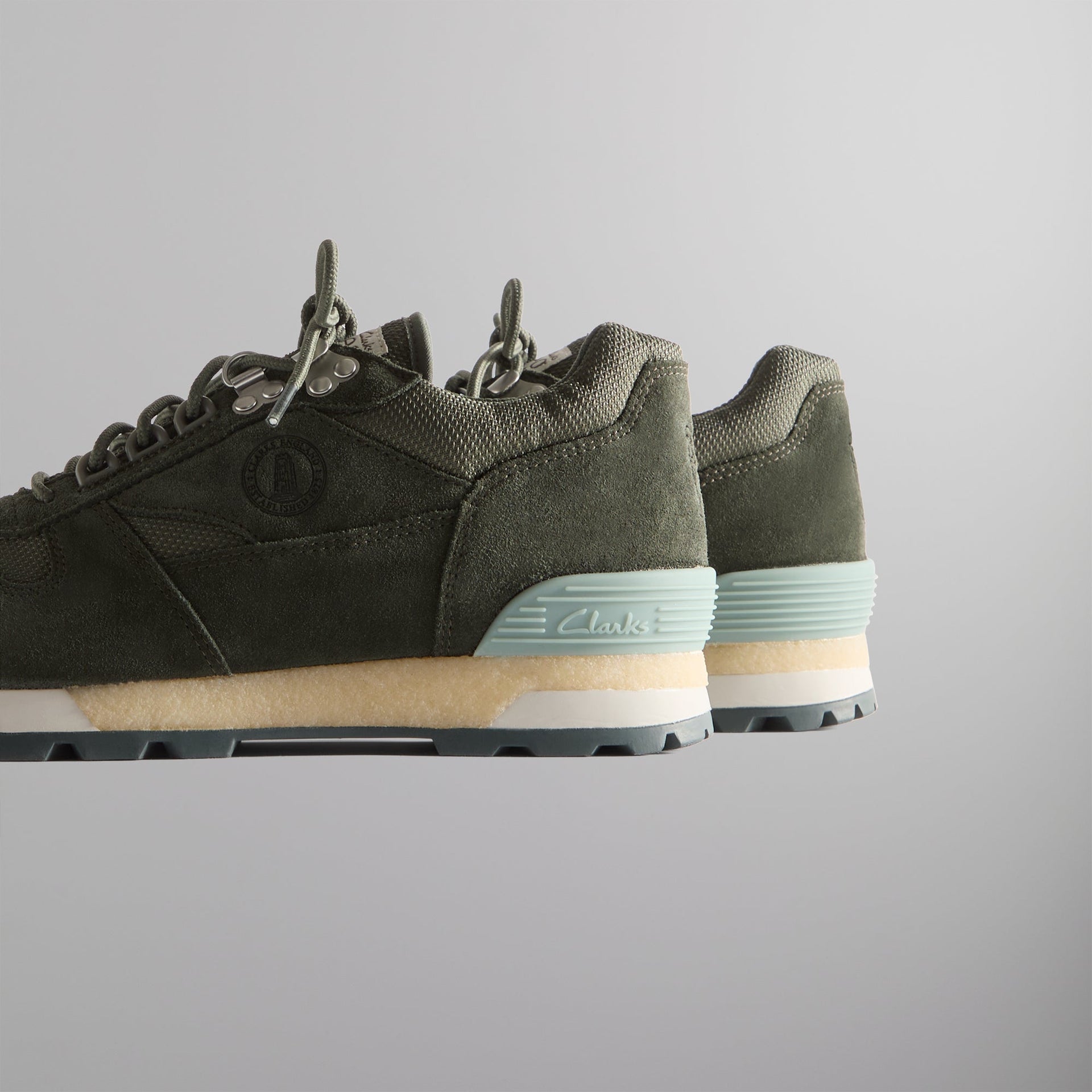 8th St by Ronnie Fieg for Clarks Originals Laddow - Dark Olive Combi