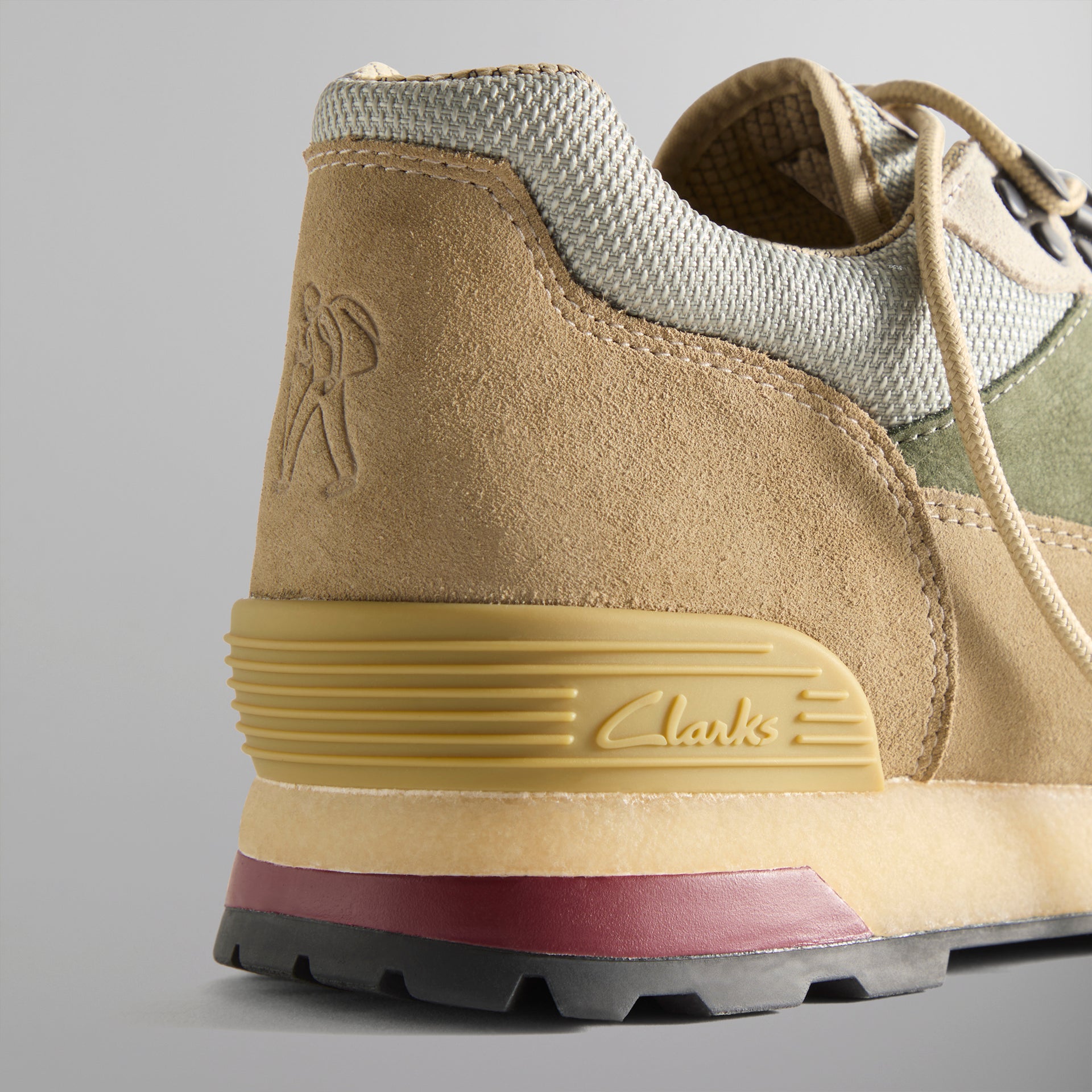 8th St by Ronnie Fieg for Clarks Originals Laddow - Sand Combi