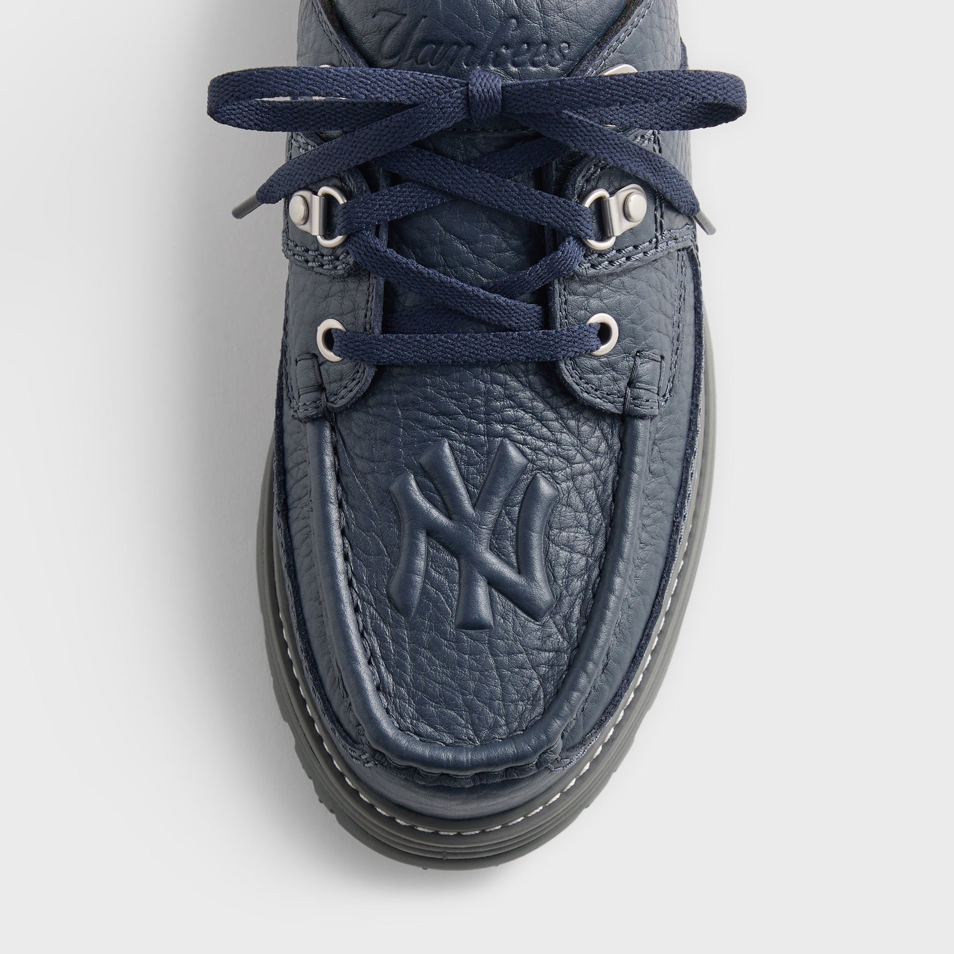 8th St by Ronnie Fieg for Clarks Originals & the New York Yankees Sunderland - Navy - PH