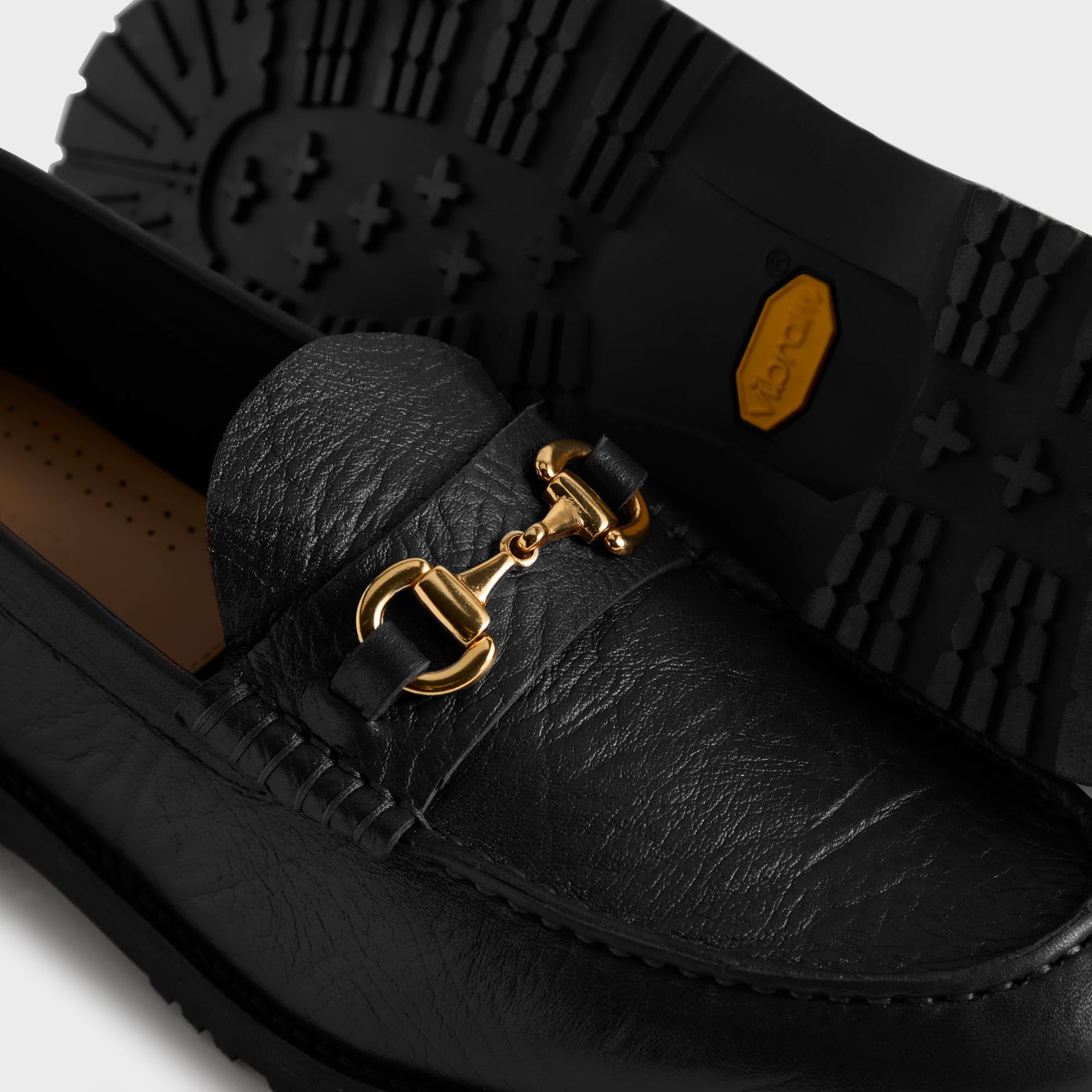 8th St by Ronnie Fieg for Clarks Originals Bristol Loafer - Black