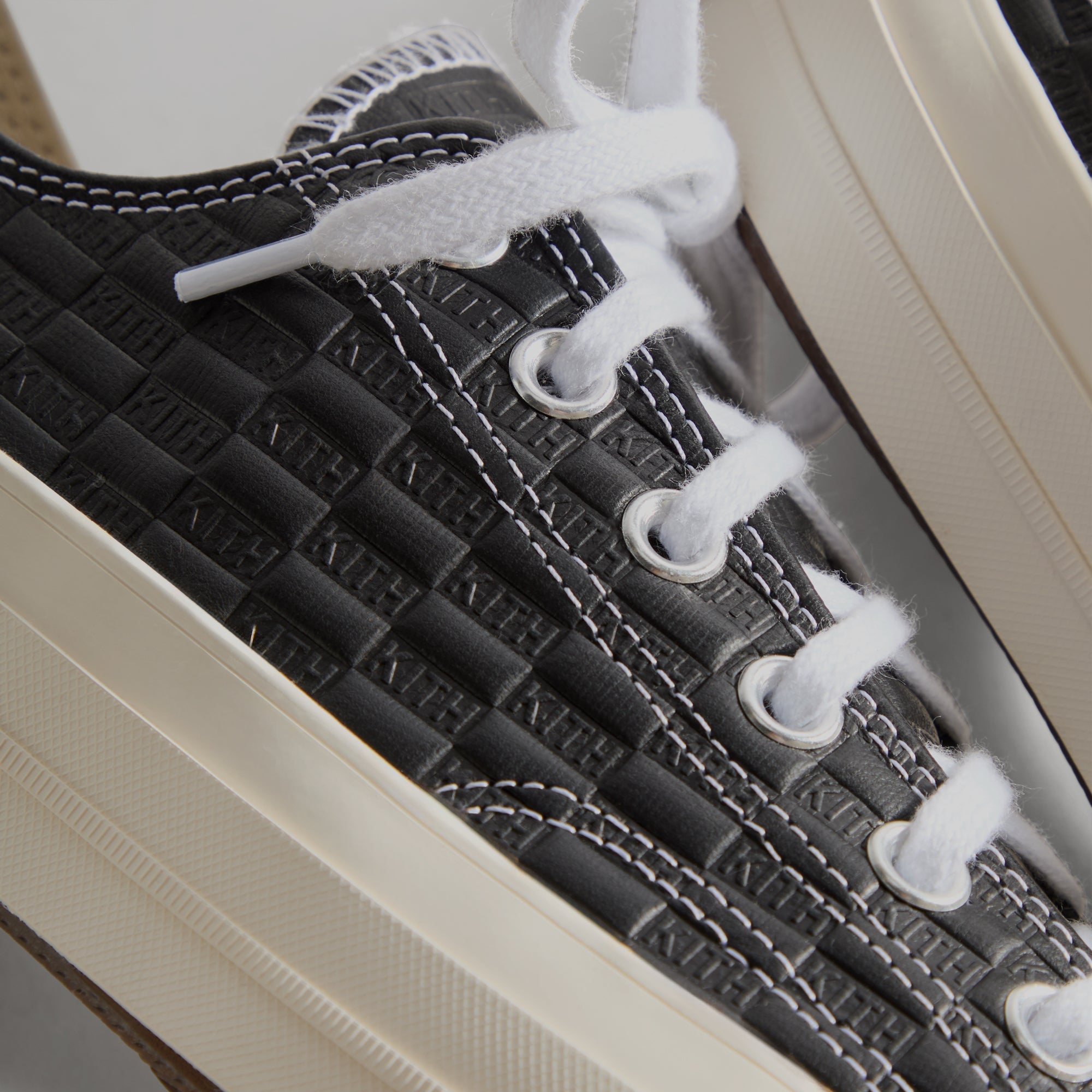 Kith for Converse Chuck Taylor All Star 1970 Ox - Black / Egret