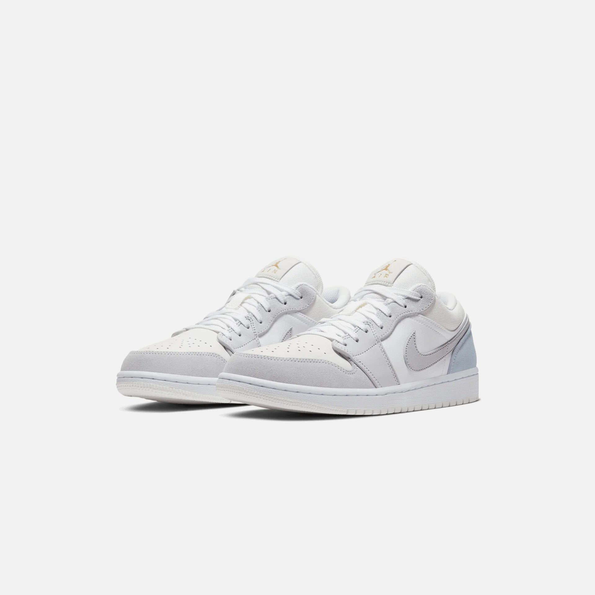 Jordan Air Jordan 1 Low - White / Sky Grey / Football Grey