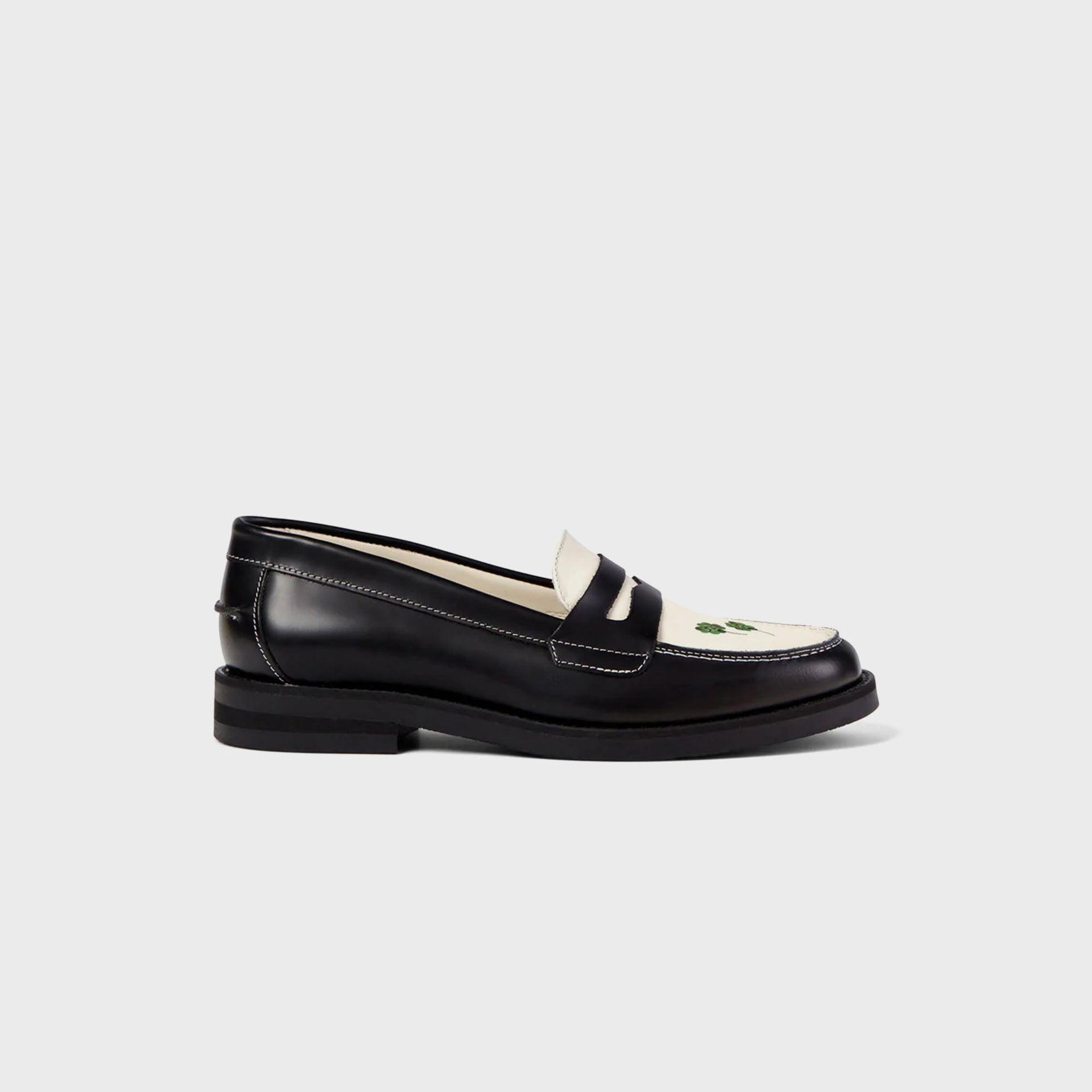 DUKE + DEXTER WMNS Wilde Clover Penny Loafer - Black / White