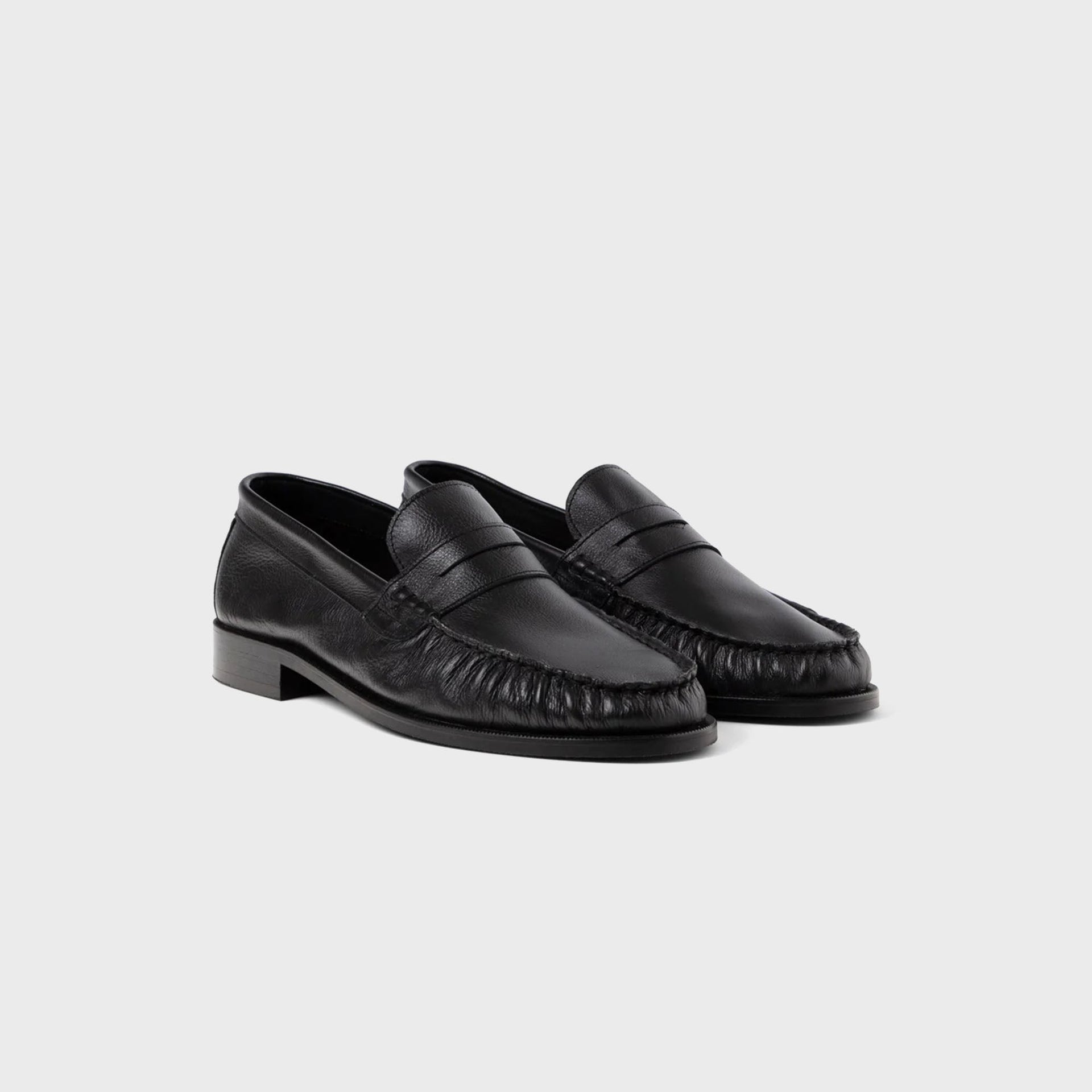 Duke & Dexter Ezra Pebble Pleated Penny Loafer - Black