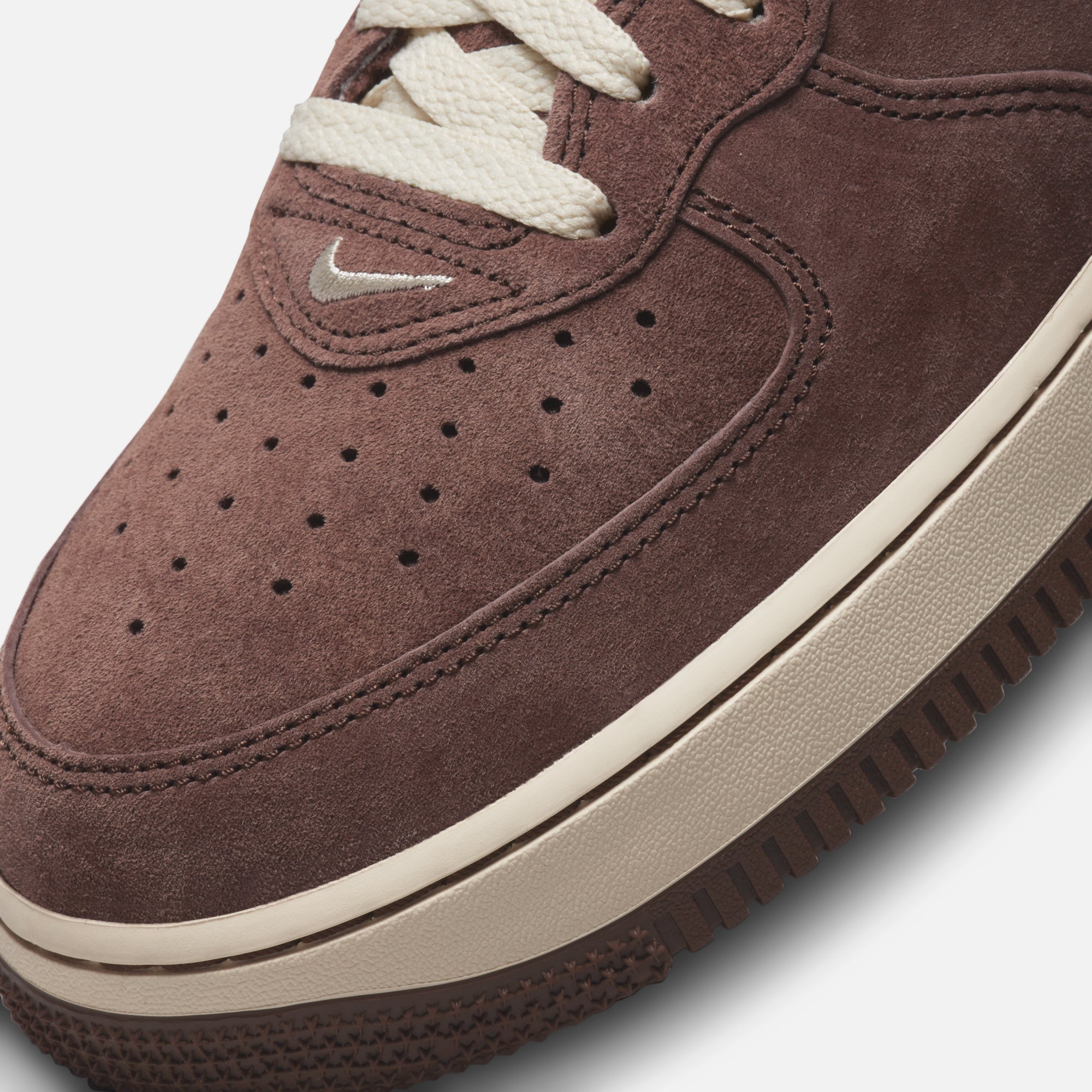 NIKE AIR FORCE 1 MID ’07 QS CHOCOLATE Nike Air Force 1 Mid QS 