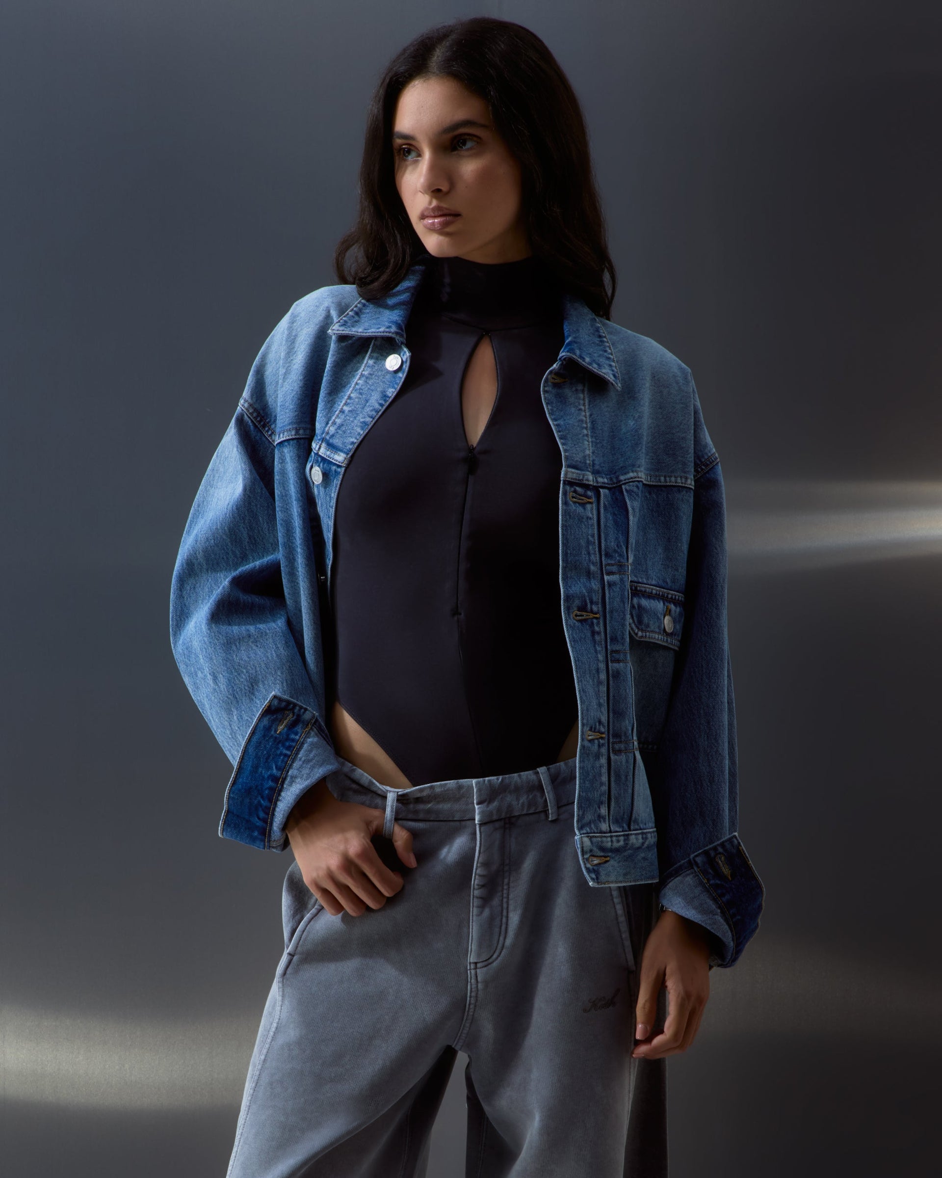 gid://shopify/MediaImage/44060398616852