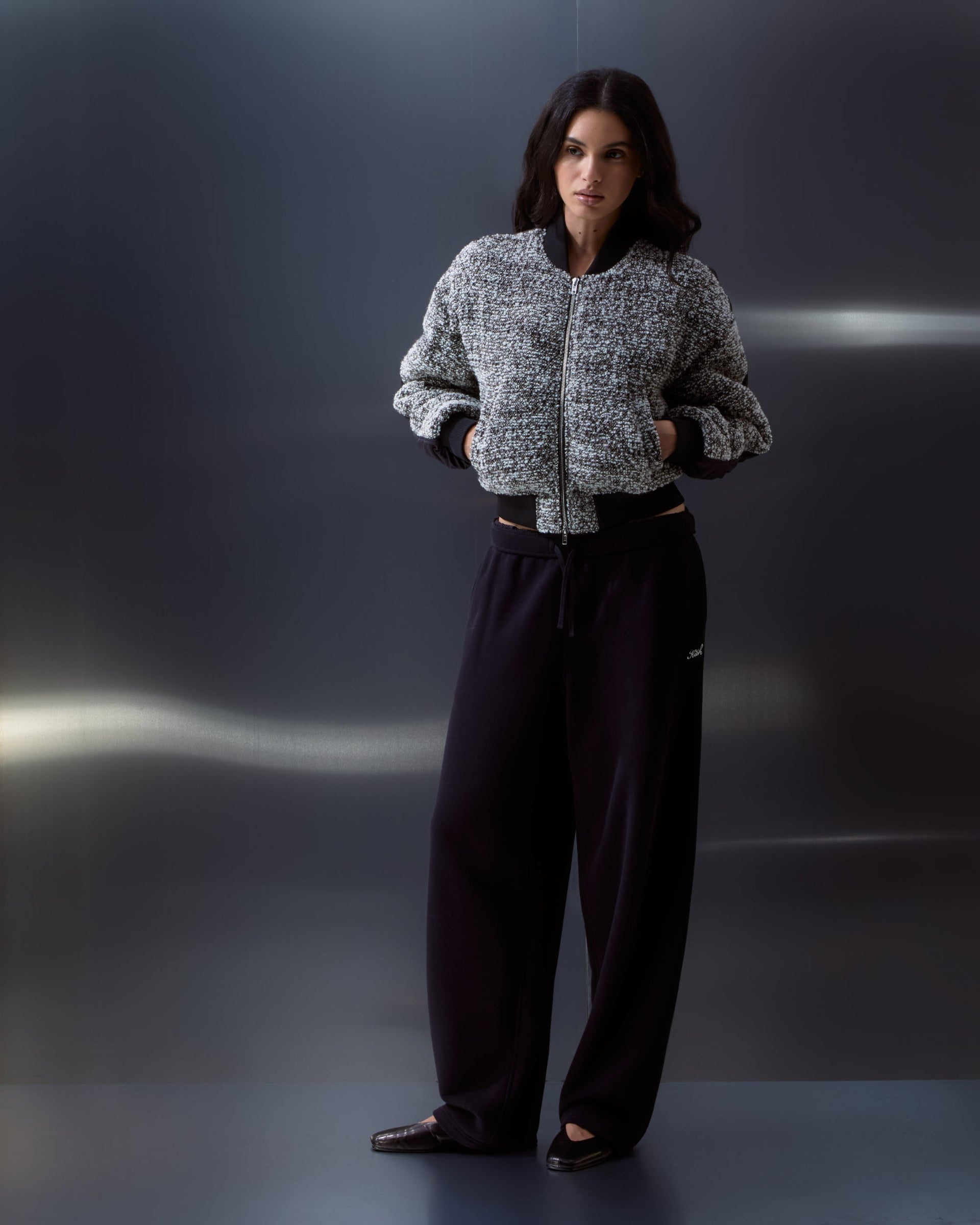 gid://shopify/MediaImage/44060398584084