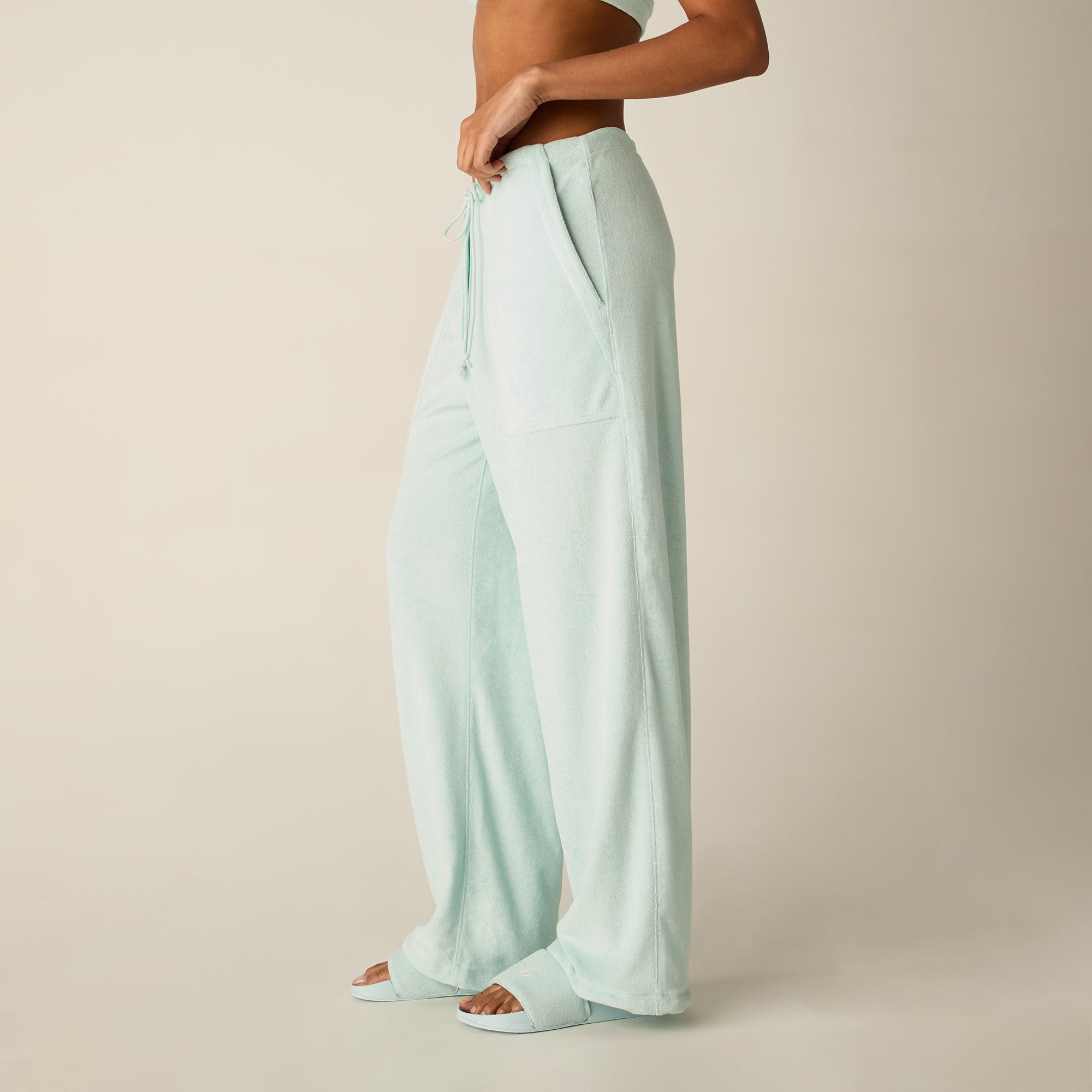 Kith Women Doyers III Towel Terry Pant - Helium – Kith Europe
