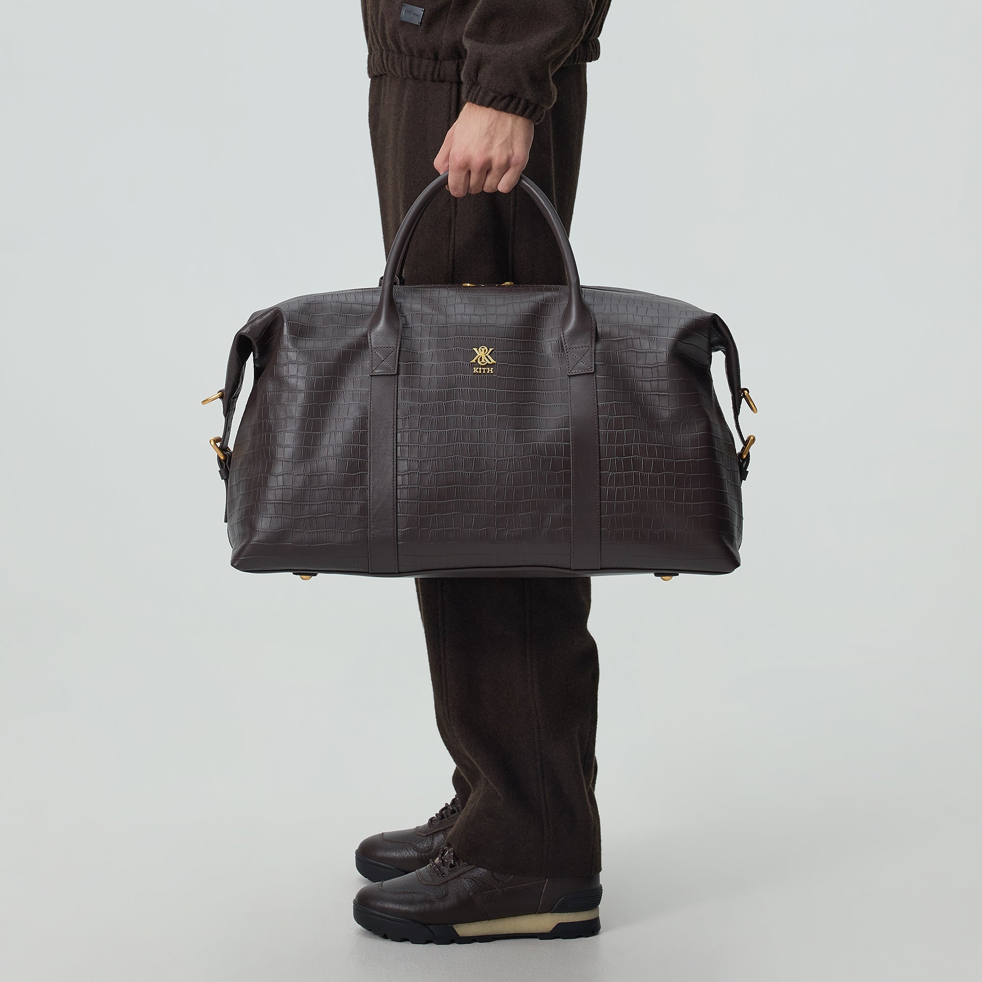 KITH ×   エクスペディション パファー M Kith Croc Debossed Leather Duffle Bag - Incognito – Kith Europe