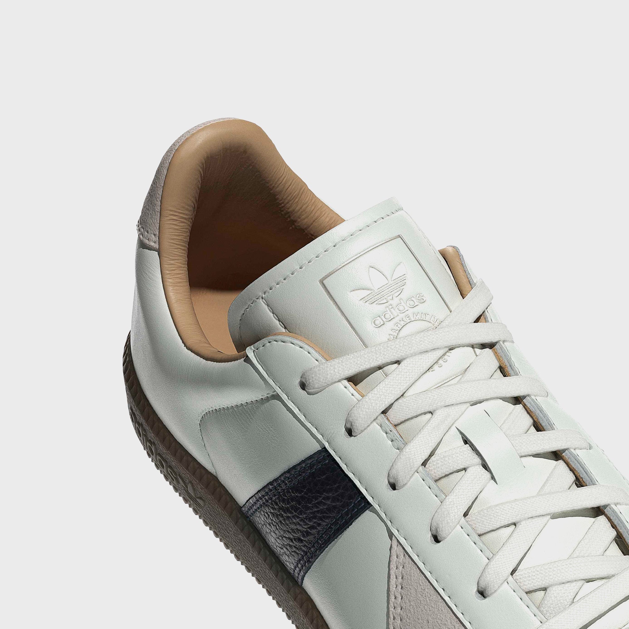 Adidas BW Army - Blanc / Bleu nuit / Gomme – Kith Europe