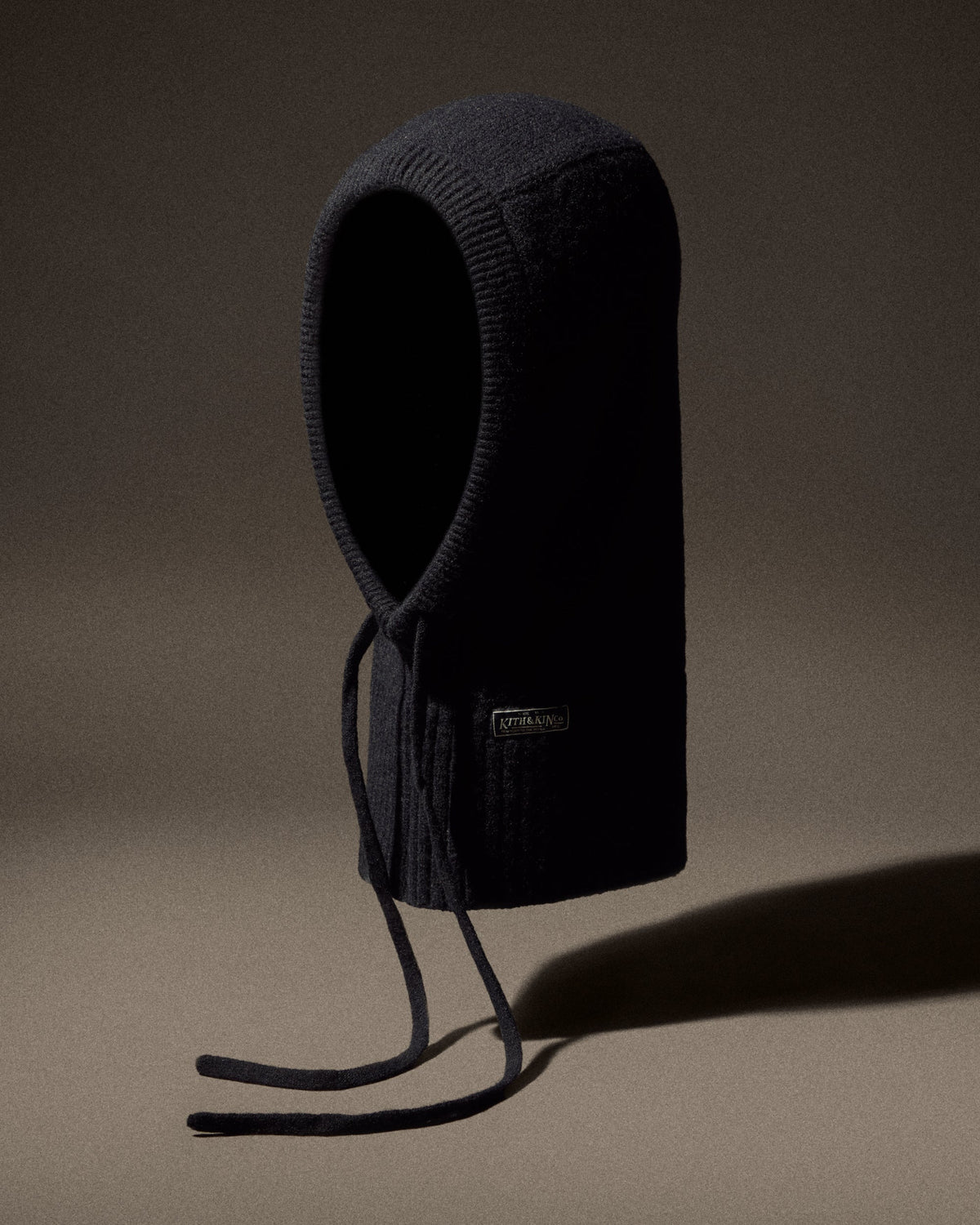 gid://shopify/MediaImage/47322072547604