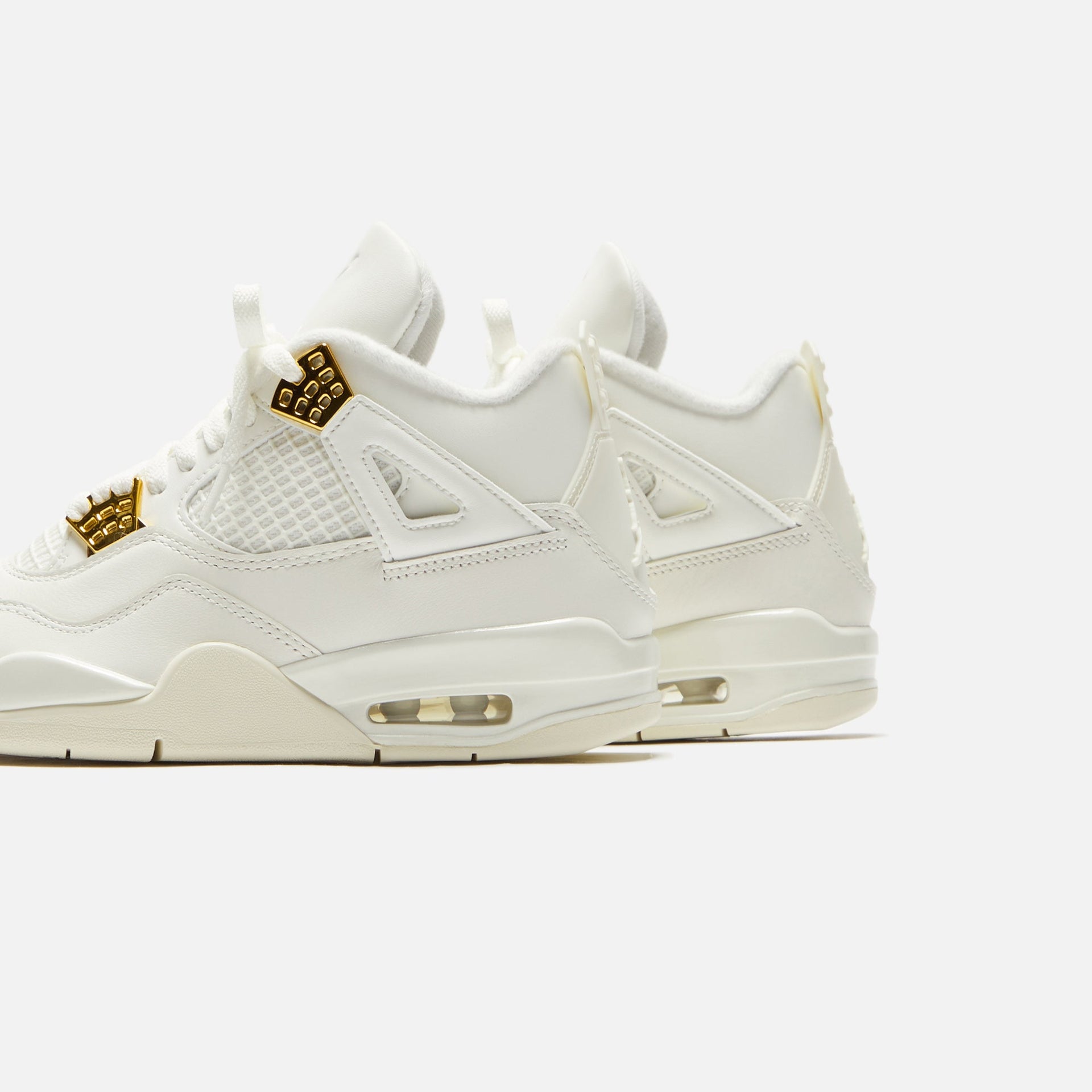 Jordan WMNS Air Jordan 4 Retro - Sail / Metallic Gold / Black