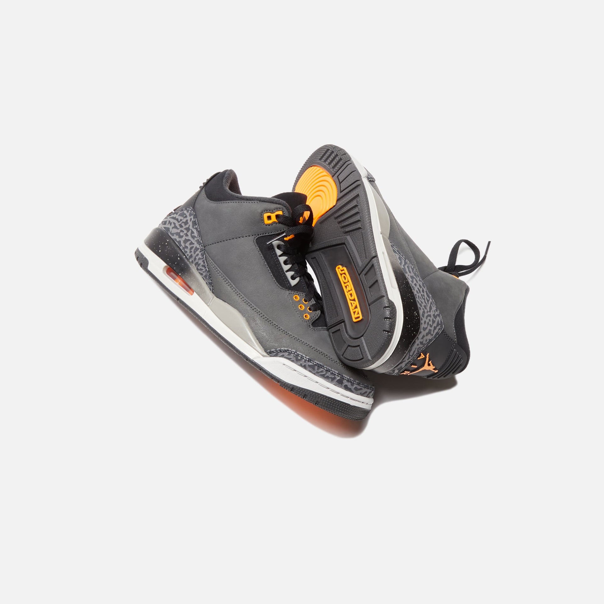 Jordan Air Jordan 3 Retro - Night Stadium / Total Orange / Black