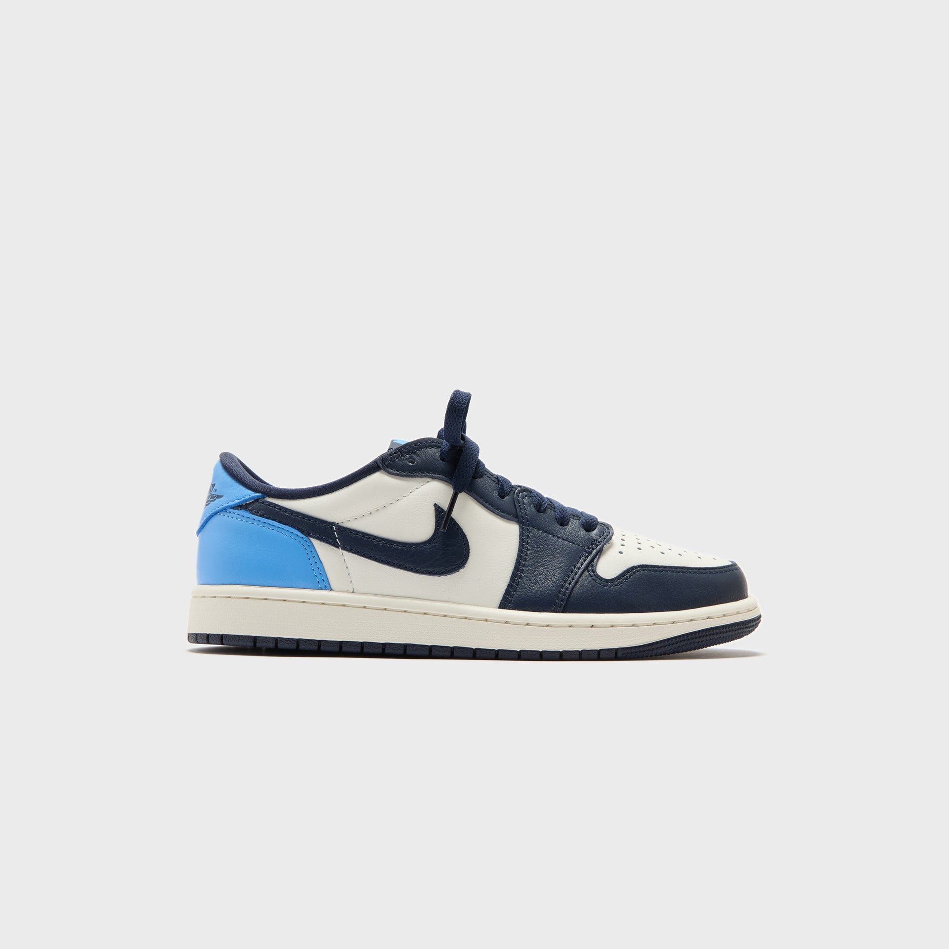 Nike Air Jordan 1 Retro Low OG - Obsidian / University Blue