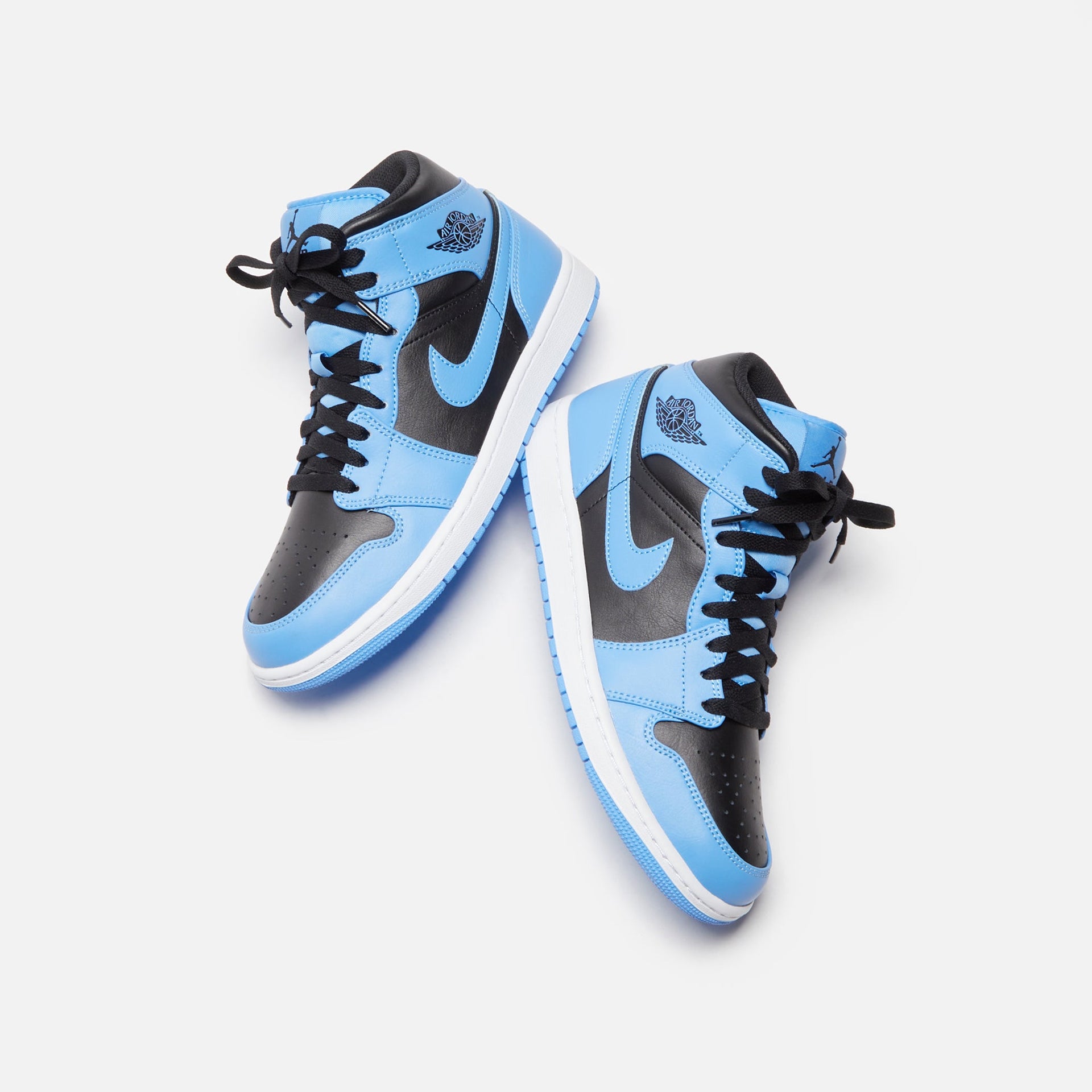 Jordan Air Jordan 1 Mid - University Blue / Black / White