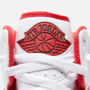 Nike GS Air Jordan 2 Retro - White / Fire Red / Fire / Sail