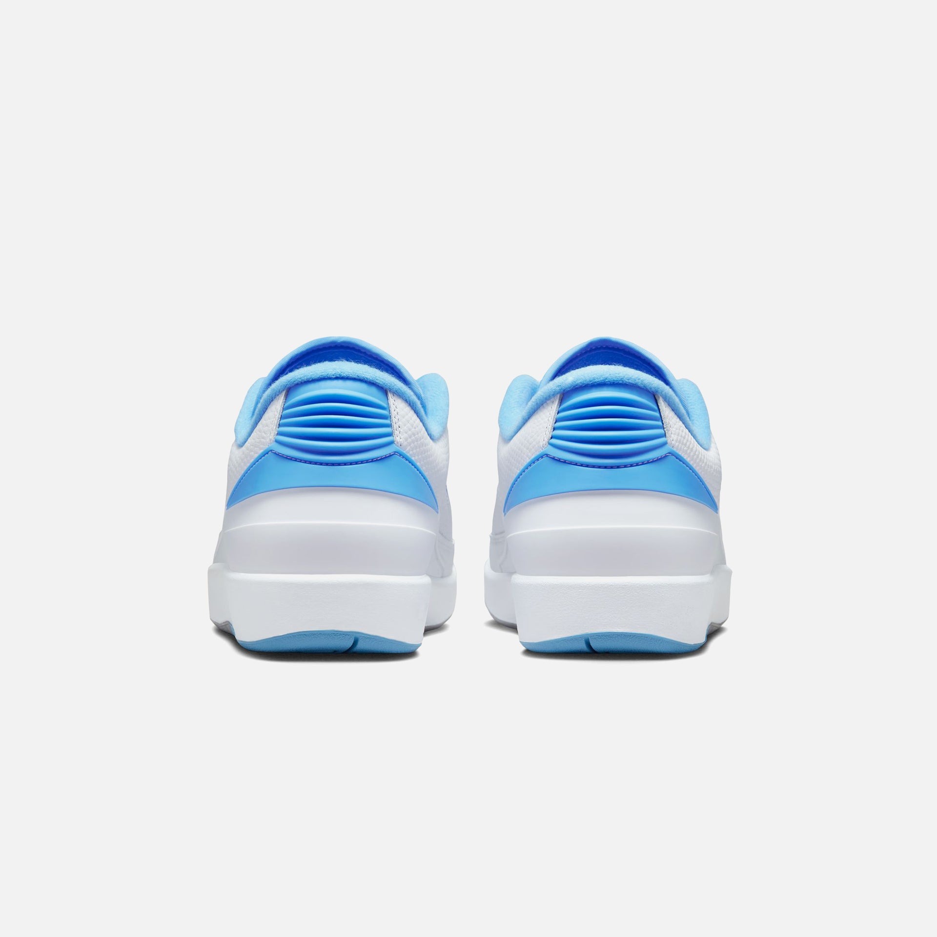 Jordan Air Jordan 2 Retro Low - White  / University Blue / Cement Grey